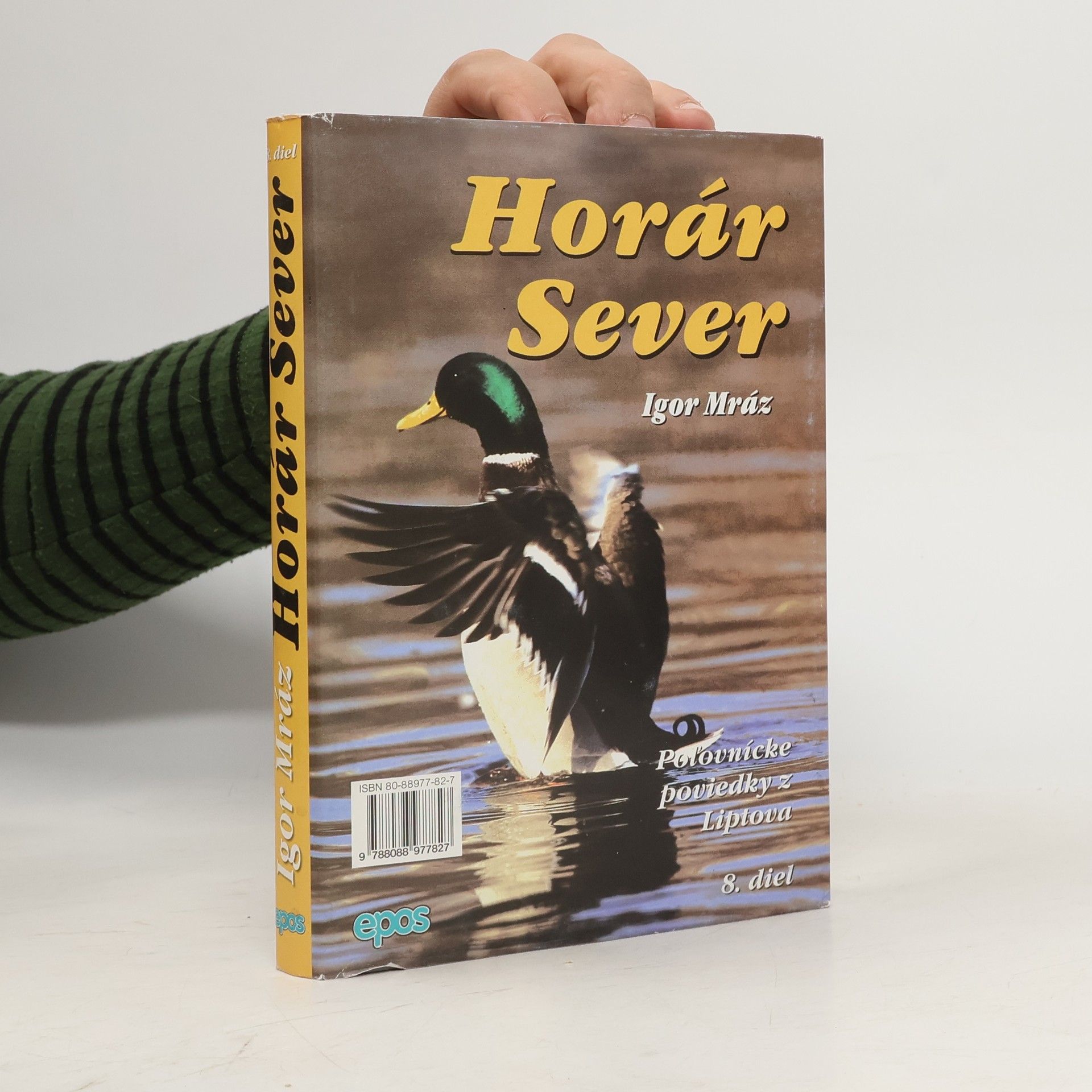 Igor Mráz Horár Sever - Poľovnícke poviedky z Liptova (8.diel) Spod korún svrčín