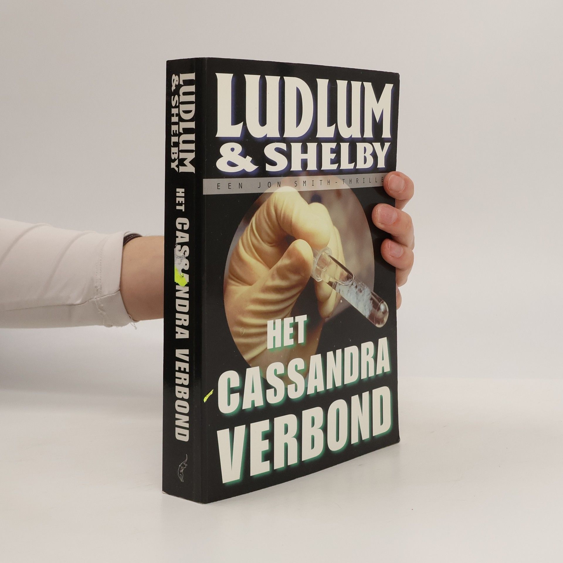 Robert Ludlum Jon Smith - 2: Het Cassandra Verbond
