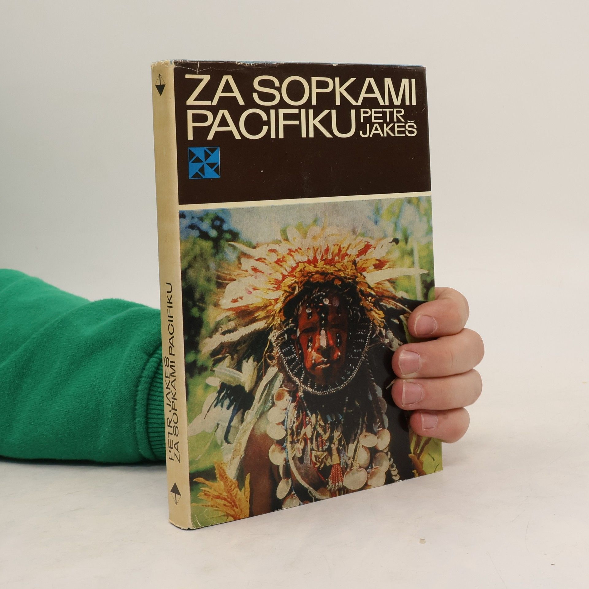 Petr Jakeš Za sopkami Pacifiku