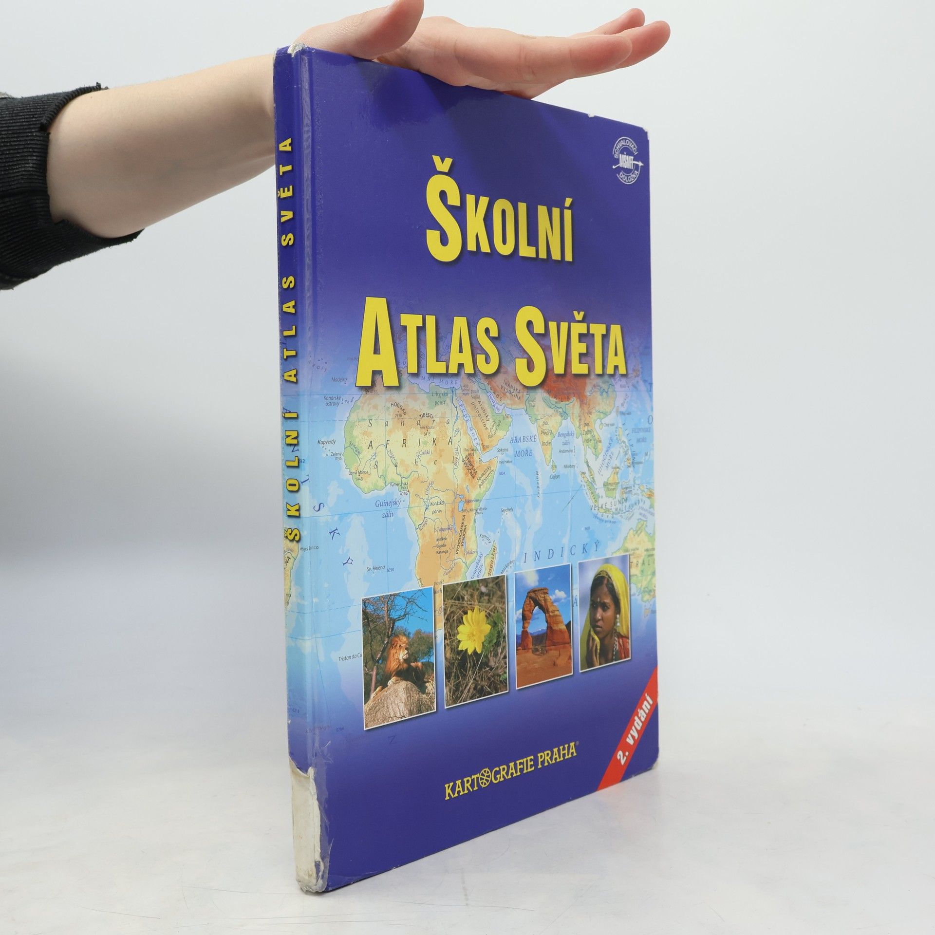Kolektiv autorů Školní atlas světa