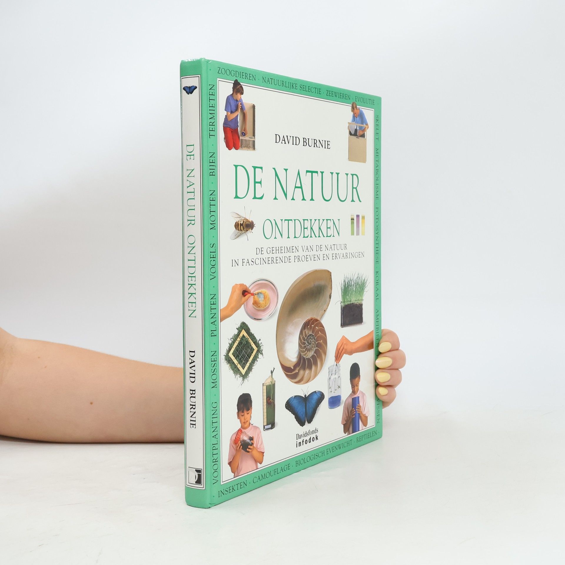 David Burnie De natuur ontdekken