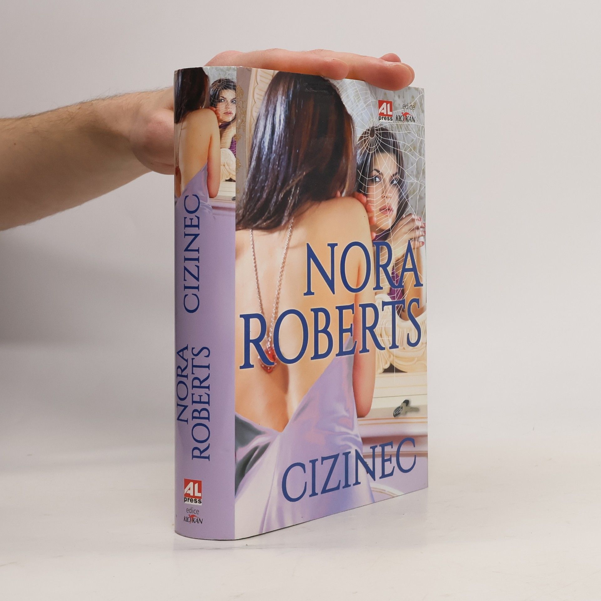 Nora Roberts Cizinec
