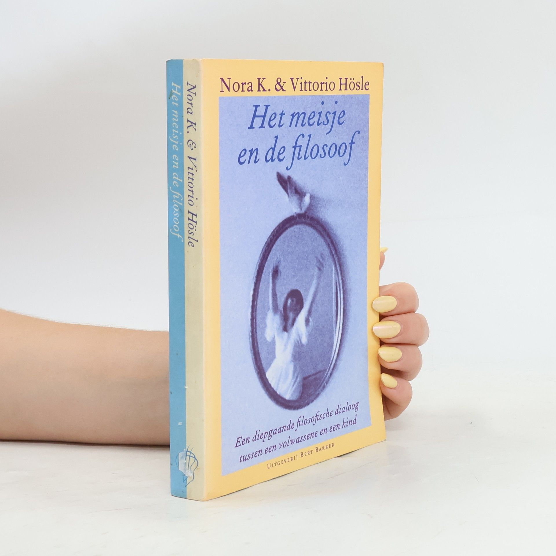 Nora K. Het meisje en de filosoof