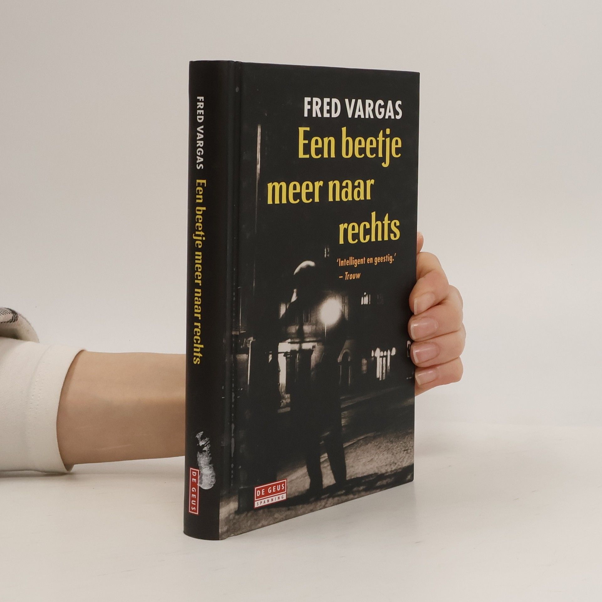 Fred Vargas De drie evangelisten - 2: Een beetje meer naar rechts