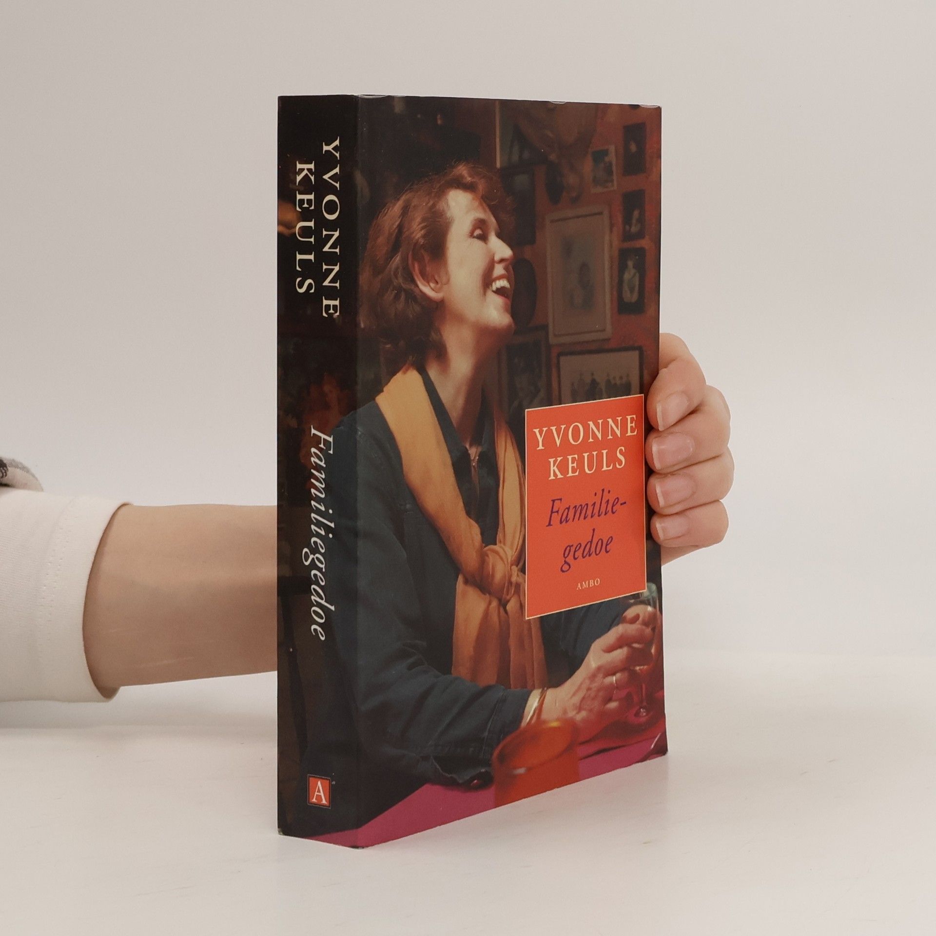 Yvonne Keuls Familiegedoe (Dutch Edition)