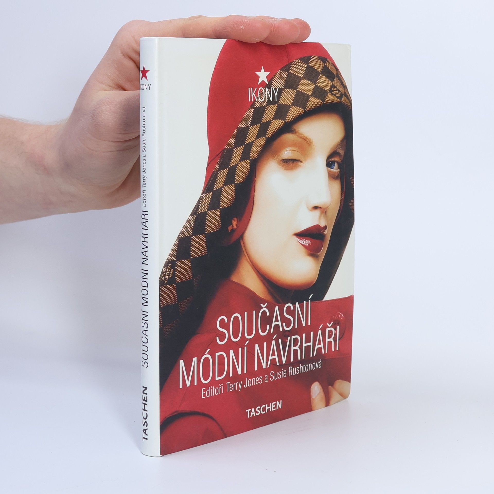 Terry Jones Současní módní návrháři