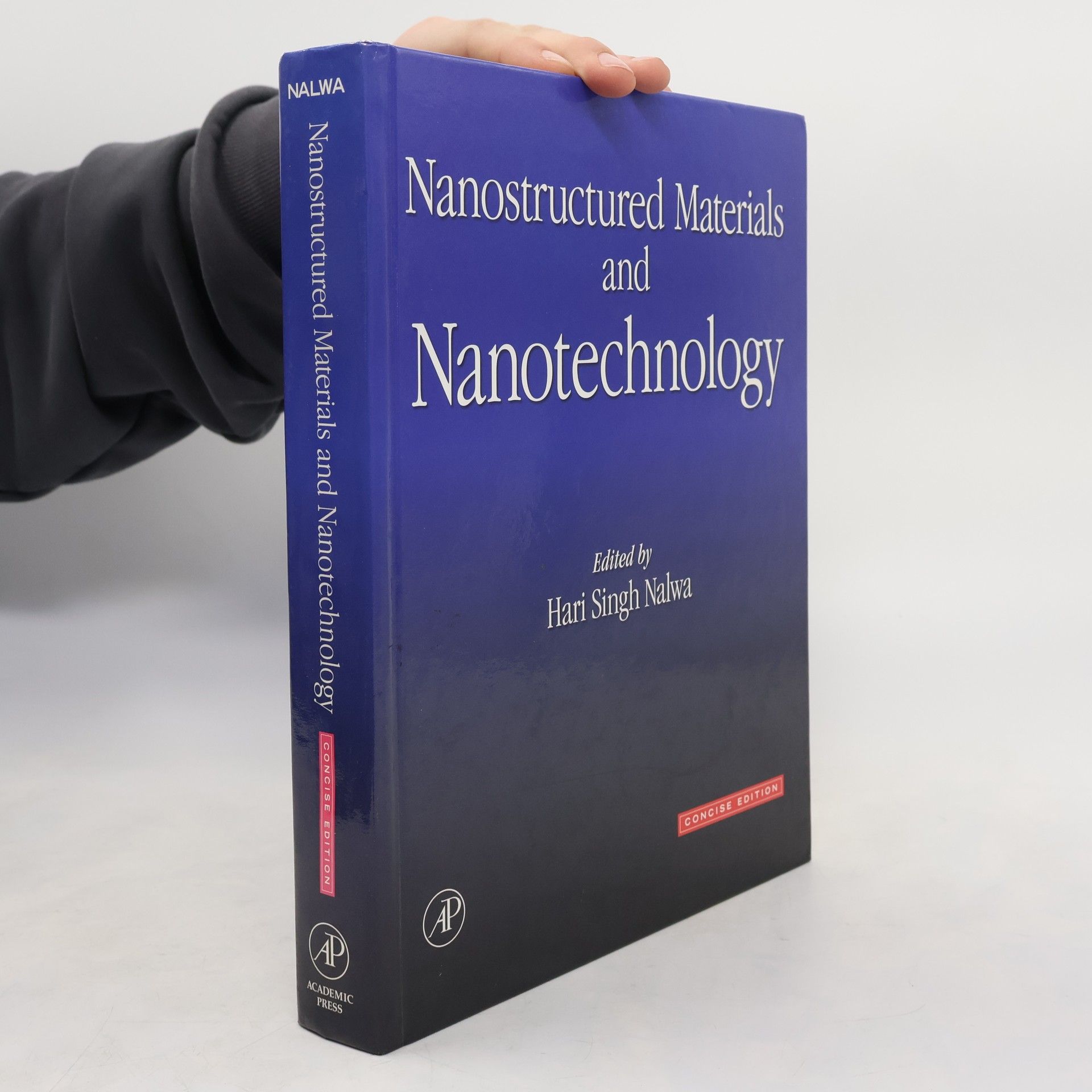 Hari Singh Nalwa Nanostructured Materials and Nanotechnology