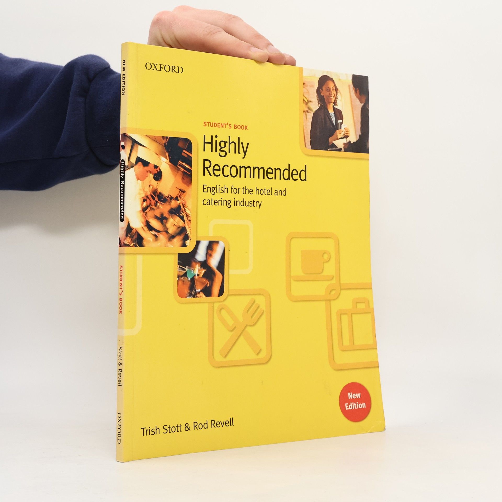 Trish Stott Highly recommended : English for the hotel and catering industry. Student's book