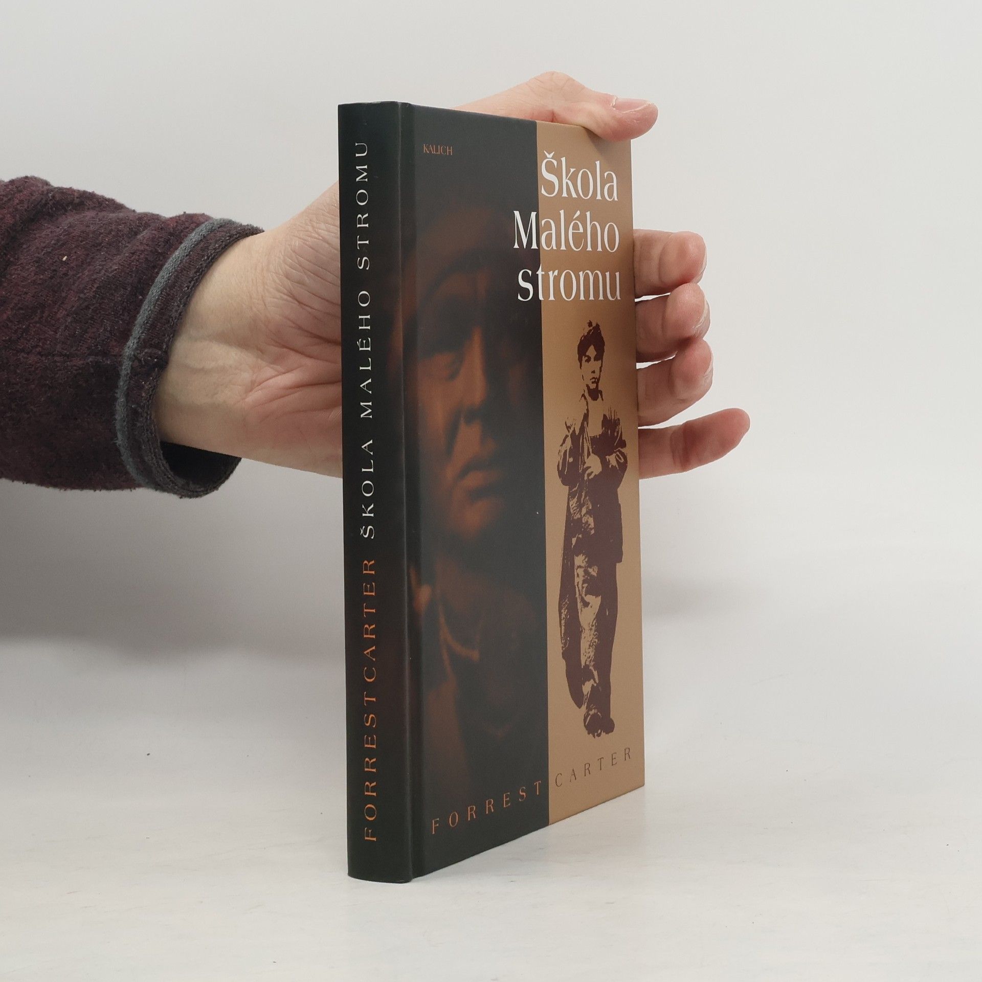 Forrest Carter Škola Malého stromu