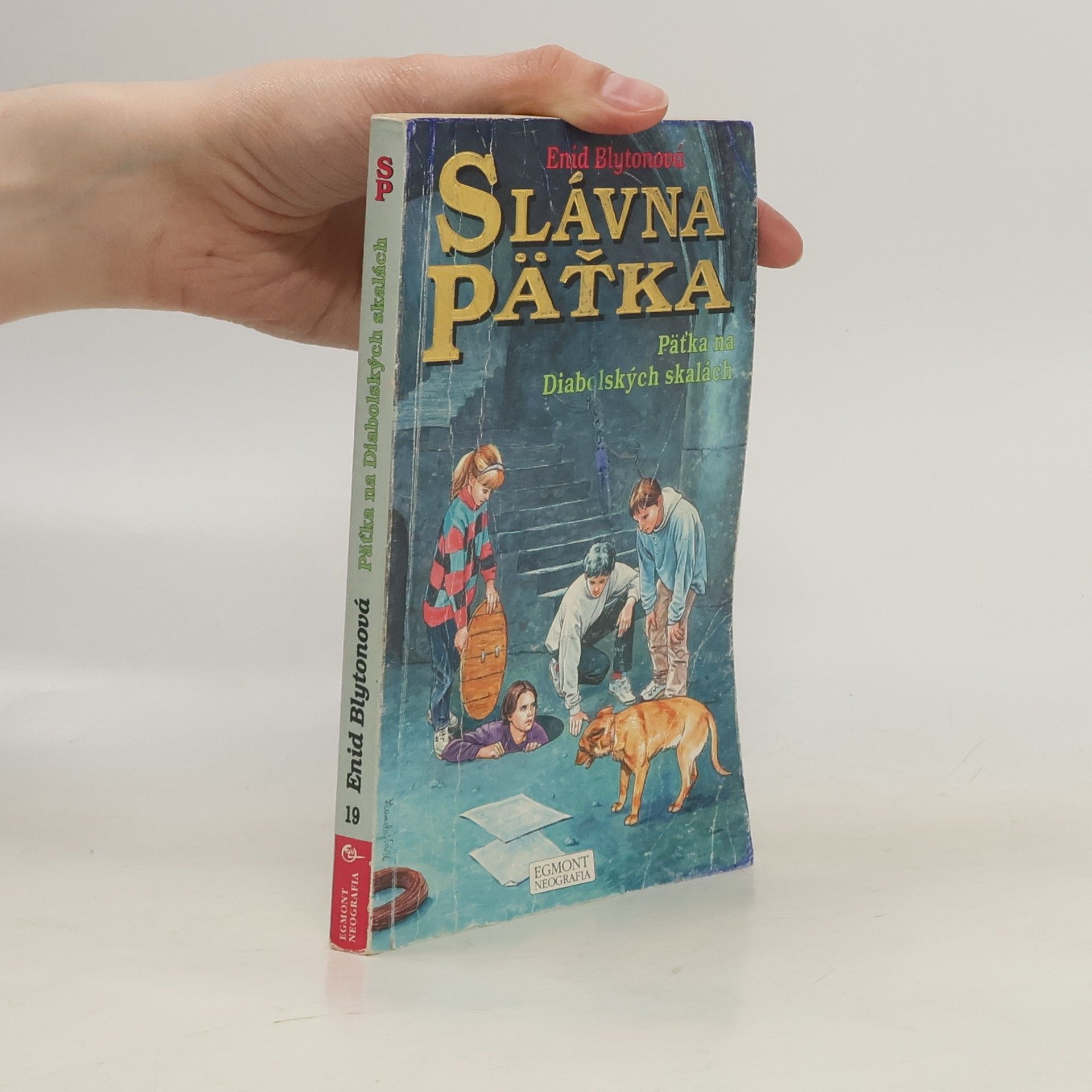 Enid Blyton Päťka na Diabolských skalách