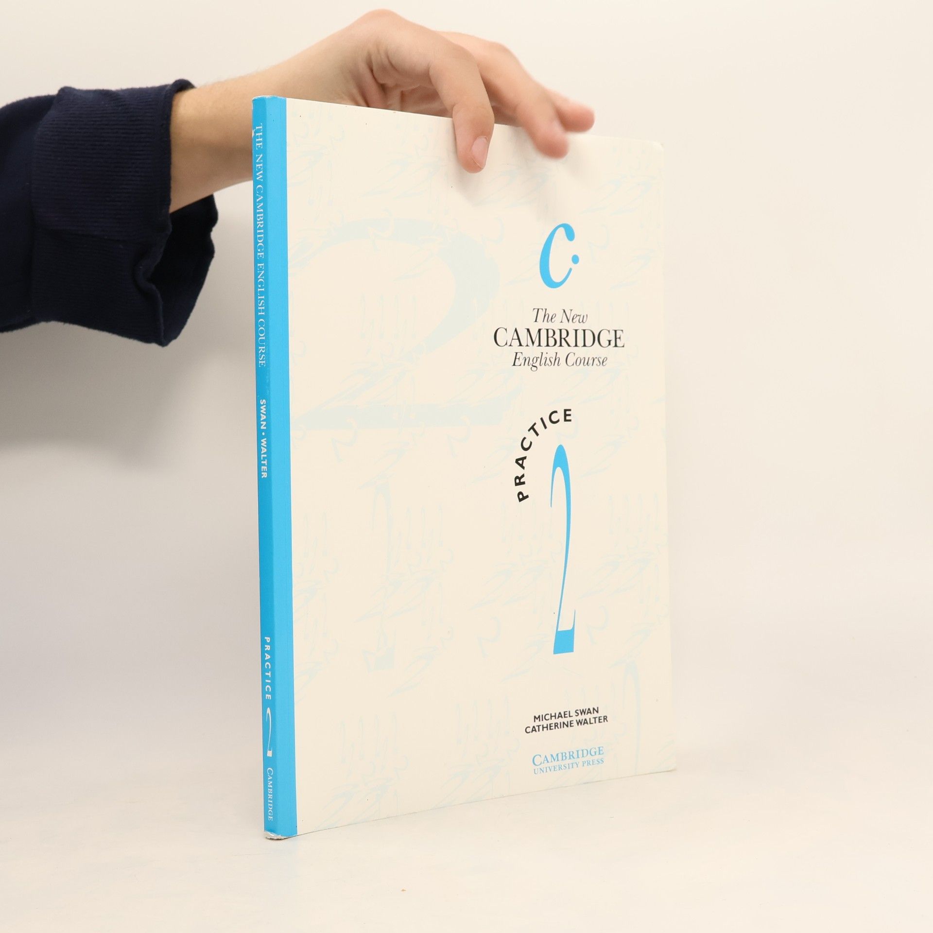 Catherine Walter The new Cambridge English course : practice 2