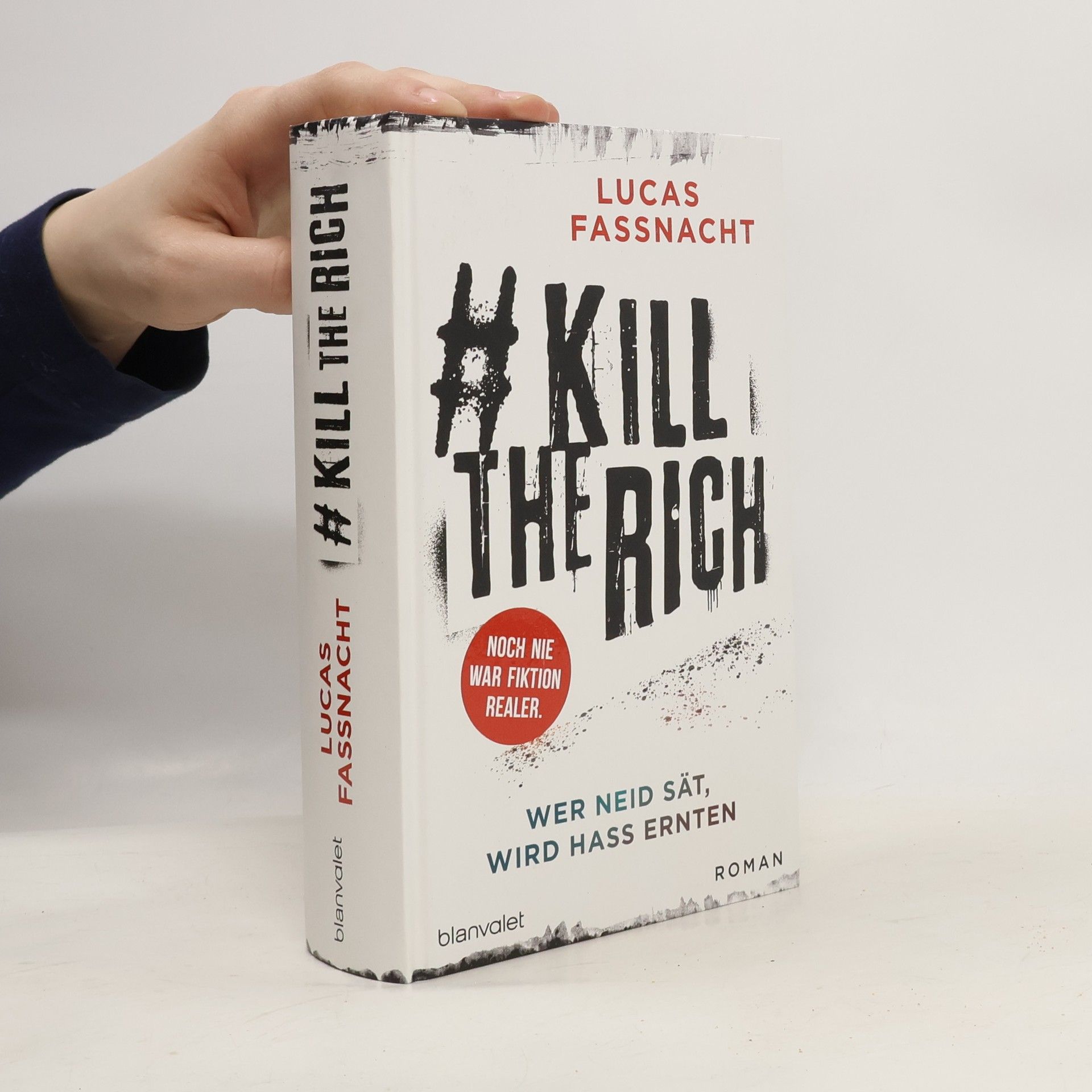 Lucas Fassnacht #Kill the rich