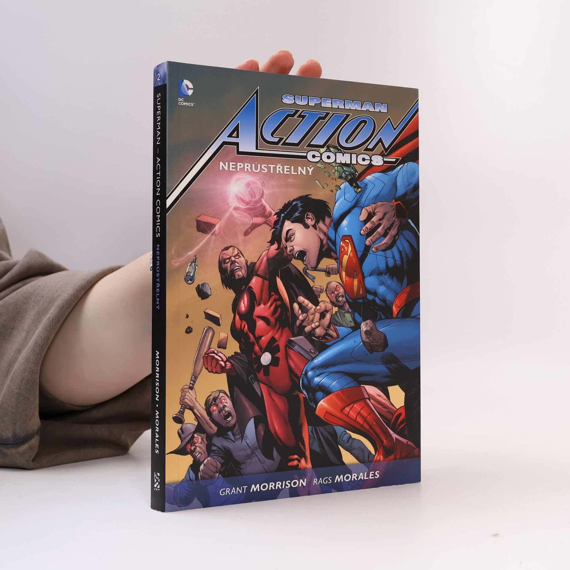 Superman action comics. Neprůstřelný