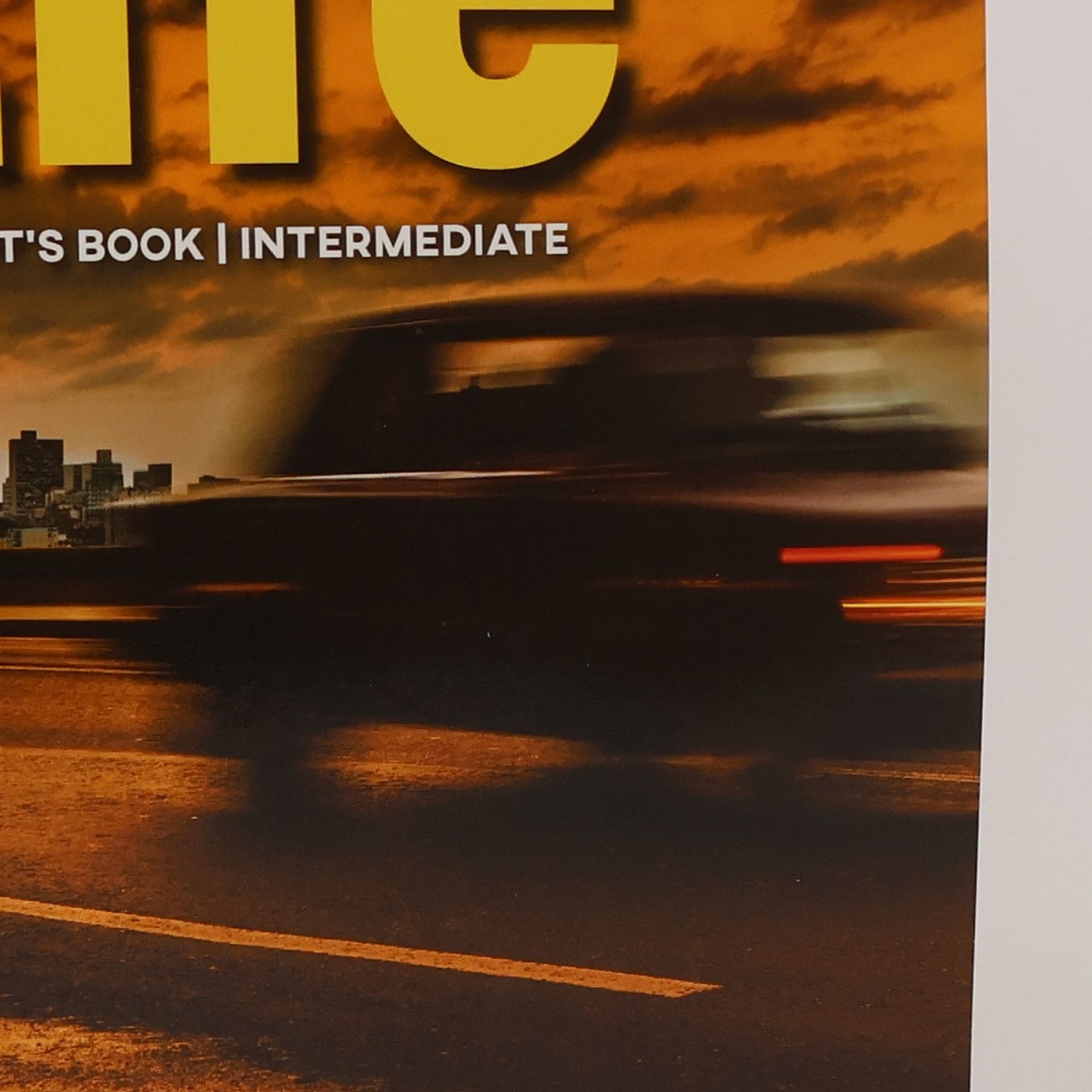 Live : intermediate. Student's book