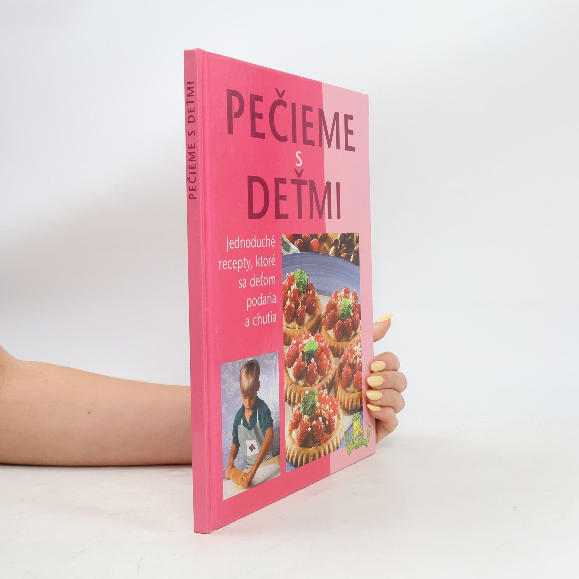 Ivana Mrázková Pečeme s dětmi : jednoduché a chutné recepty, které se dětem podaří