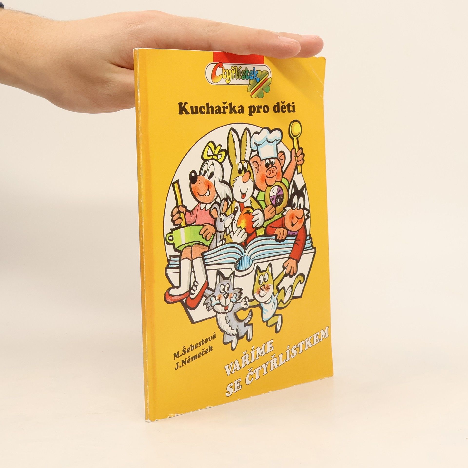 Marcela Šebestová Vaříme se čtyřlístkem. Kuchařka pro děti