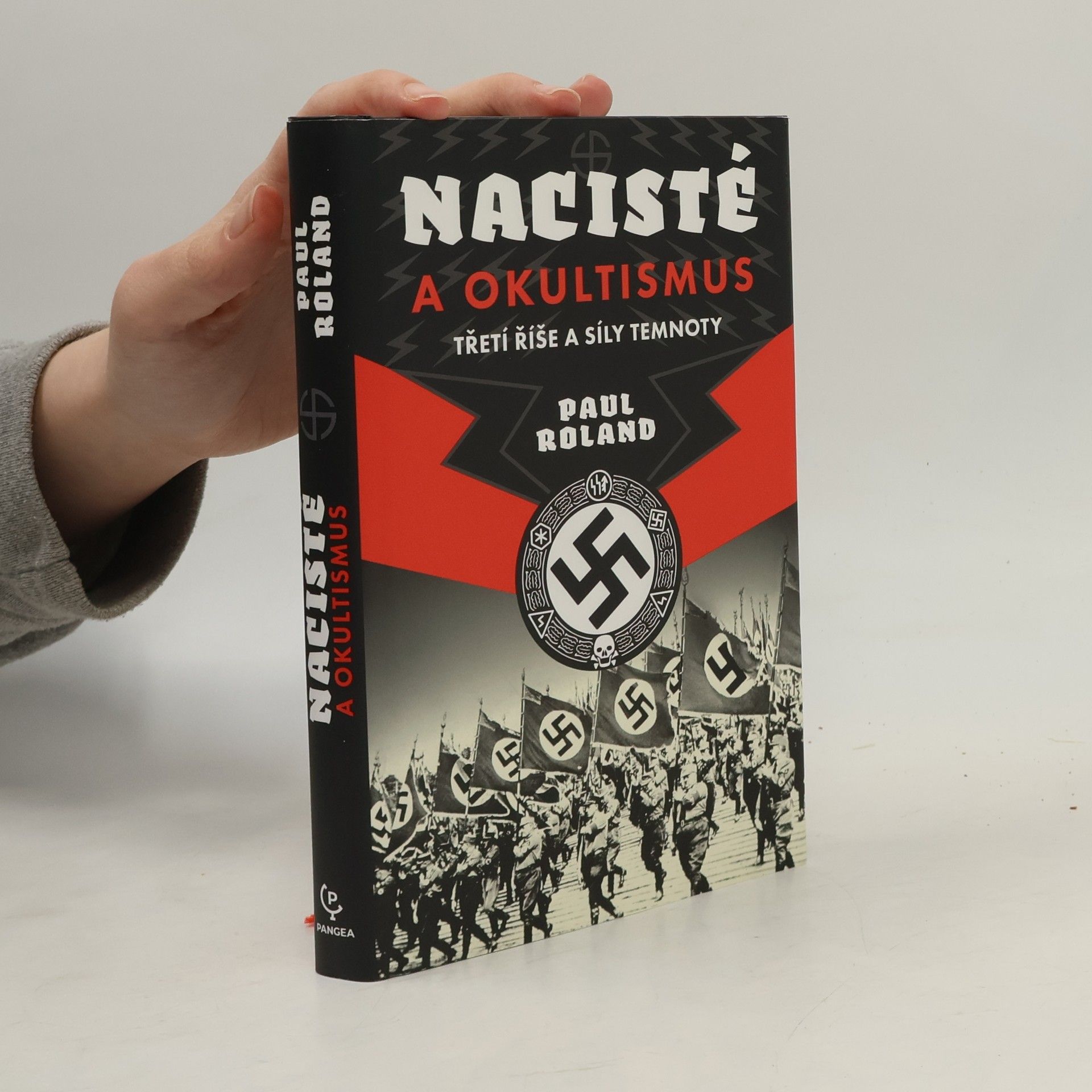 Paul Roland Nacisté a okultismus