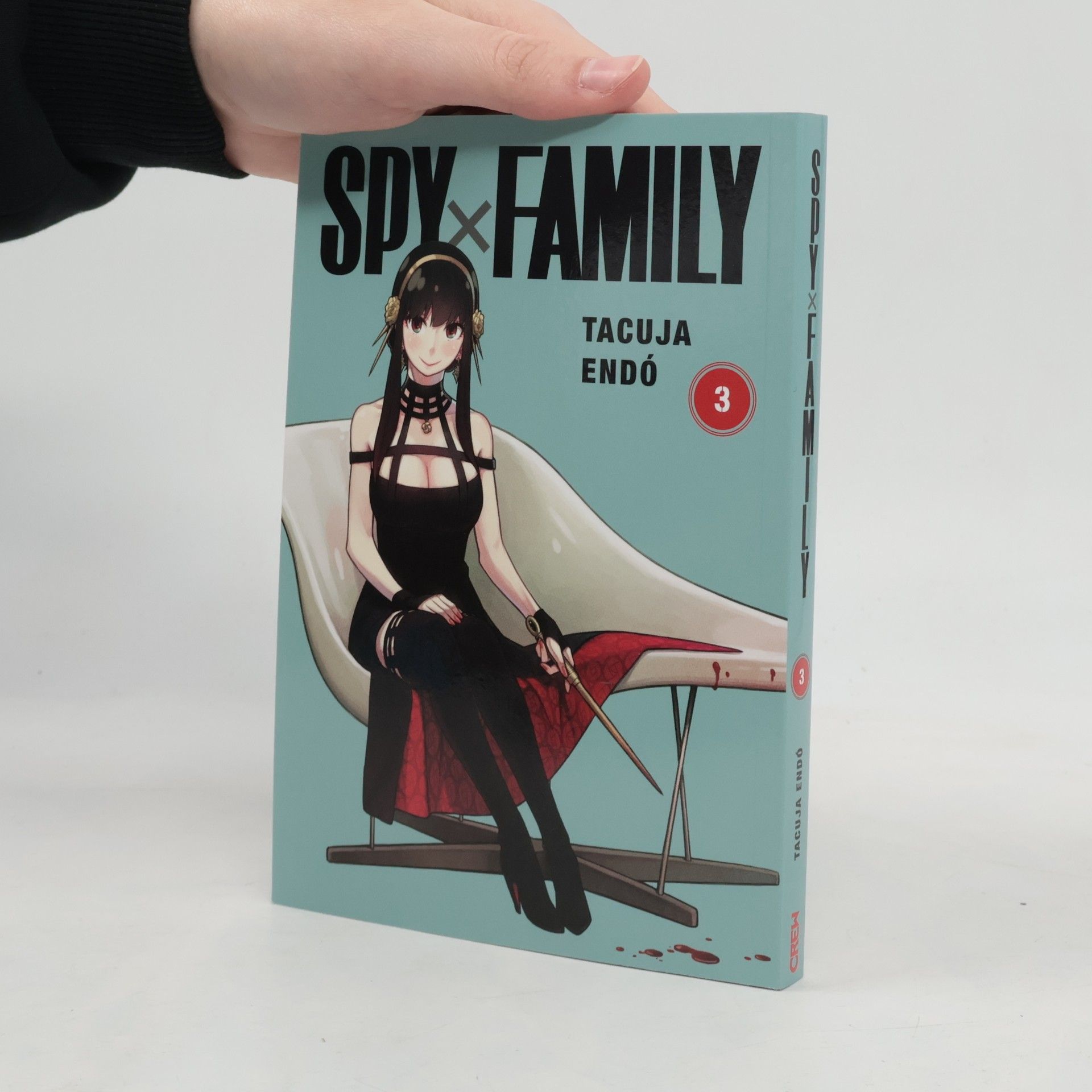 Tacuja Endó Spy x Family 3