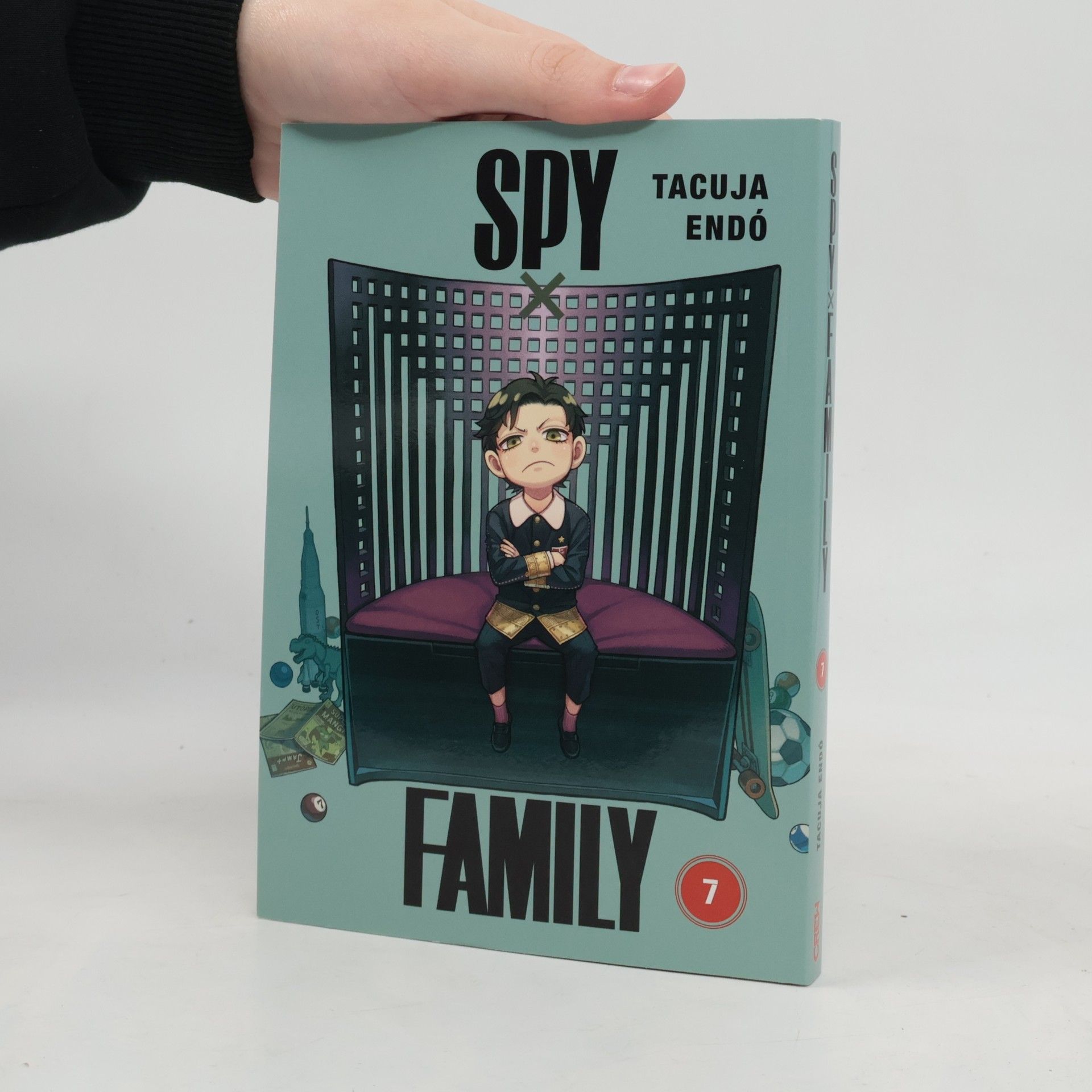 Tacuja Endó Spy x family: 7