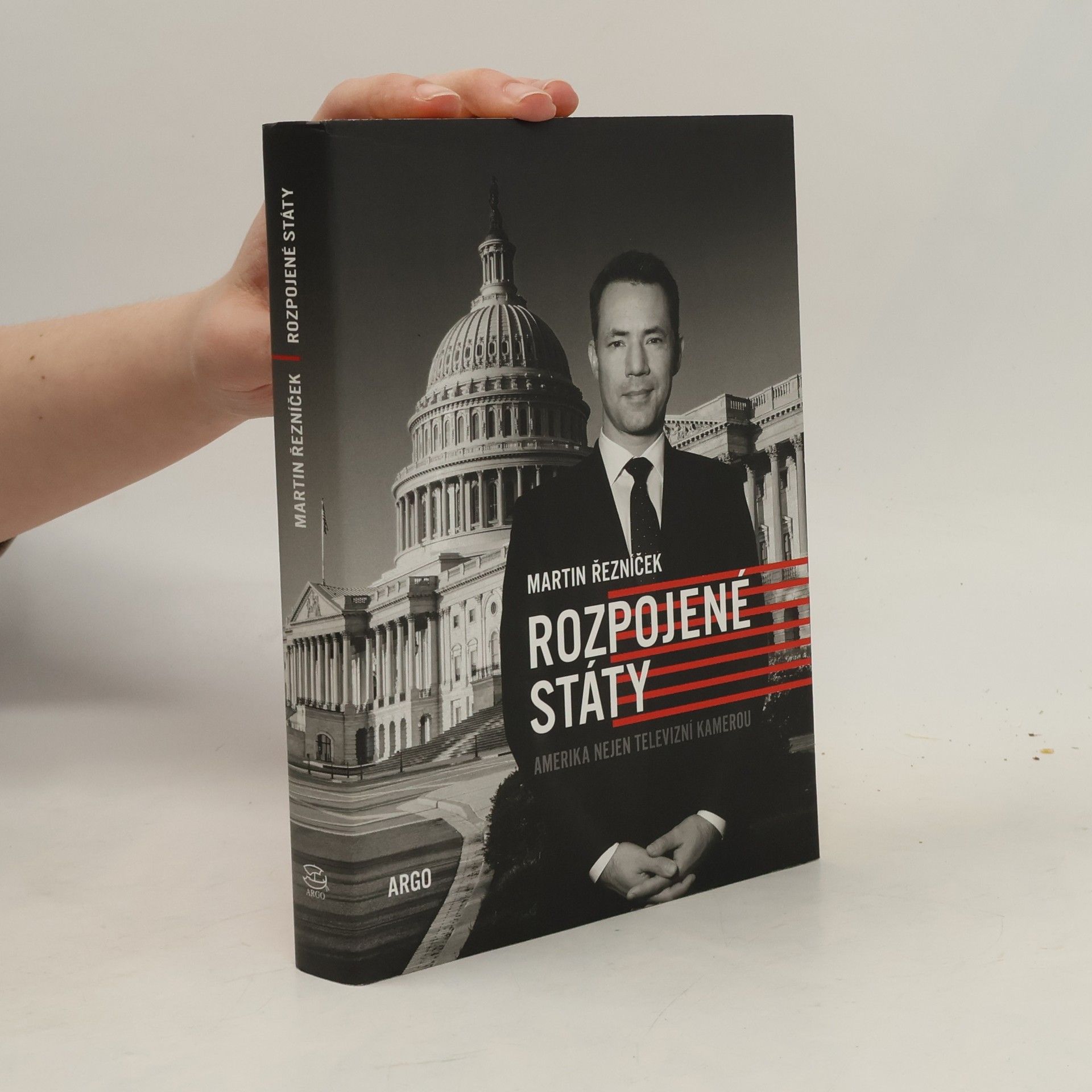 Martin Řezníček Rozpojené státy: Amerika nejen televizní kamerou