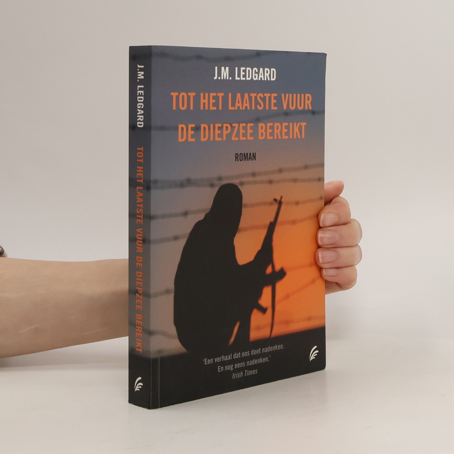 J.M. Ledgard Tot het laatste vuur de diepzee bereikt