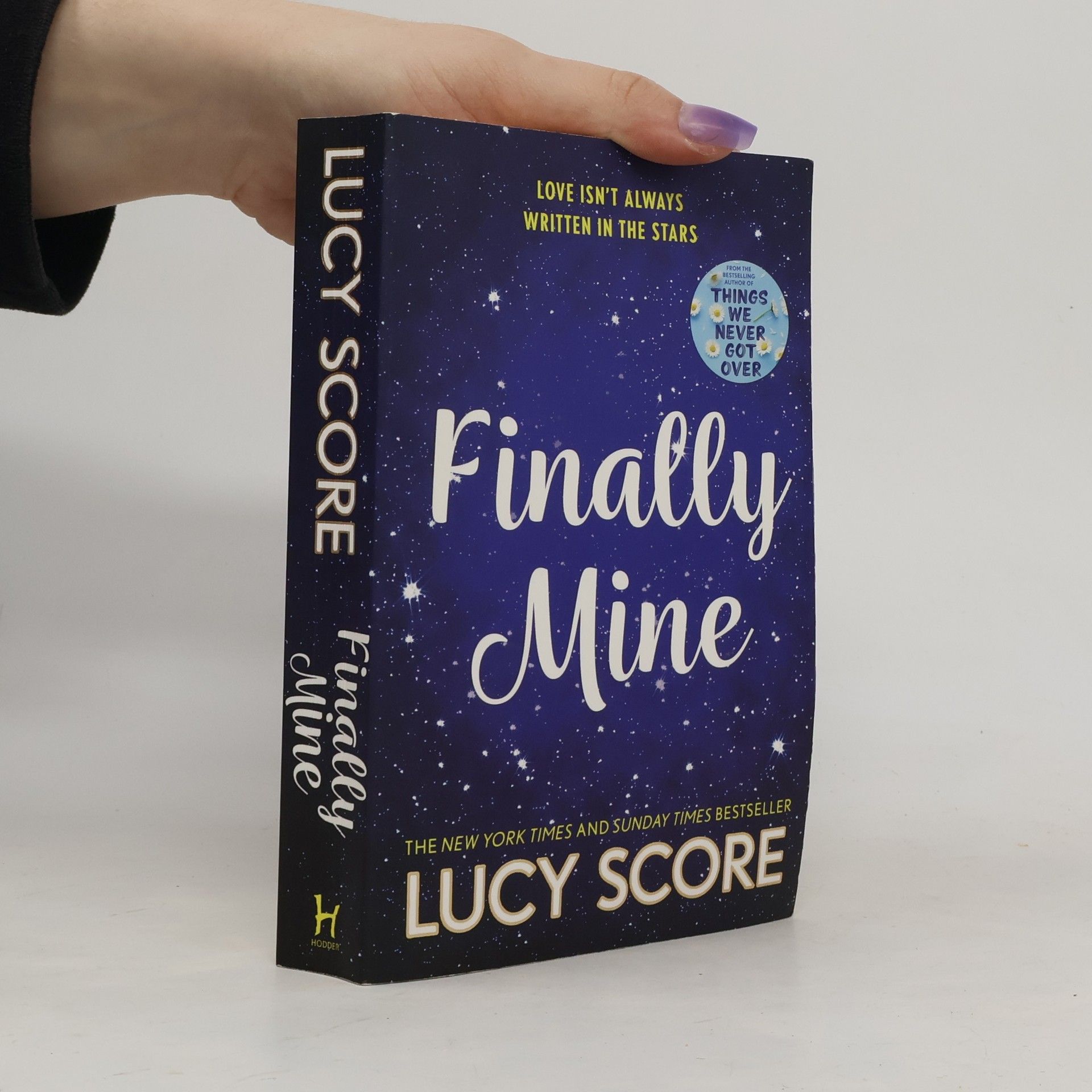 Lucy Score Finally Mine: the unmissable small town love story from the author of Things We Never Got Over