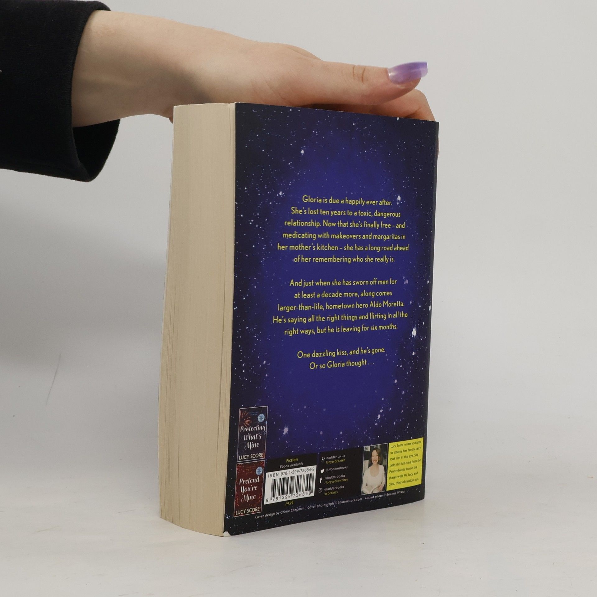 Lucy Score Finally Mine: the unmissable small town love story from the author of Things We Never Got Over