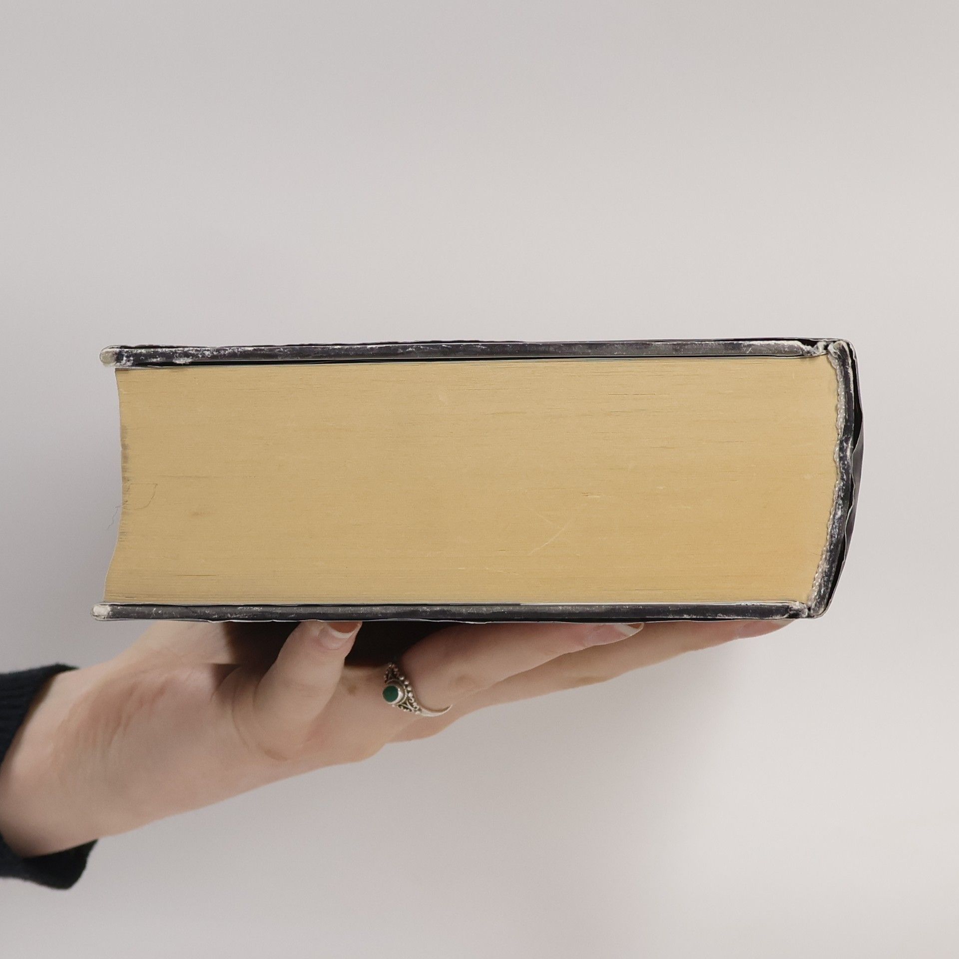 E. L. James Padesát odstínů svobody