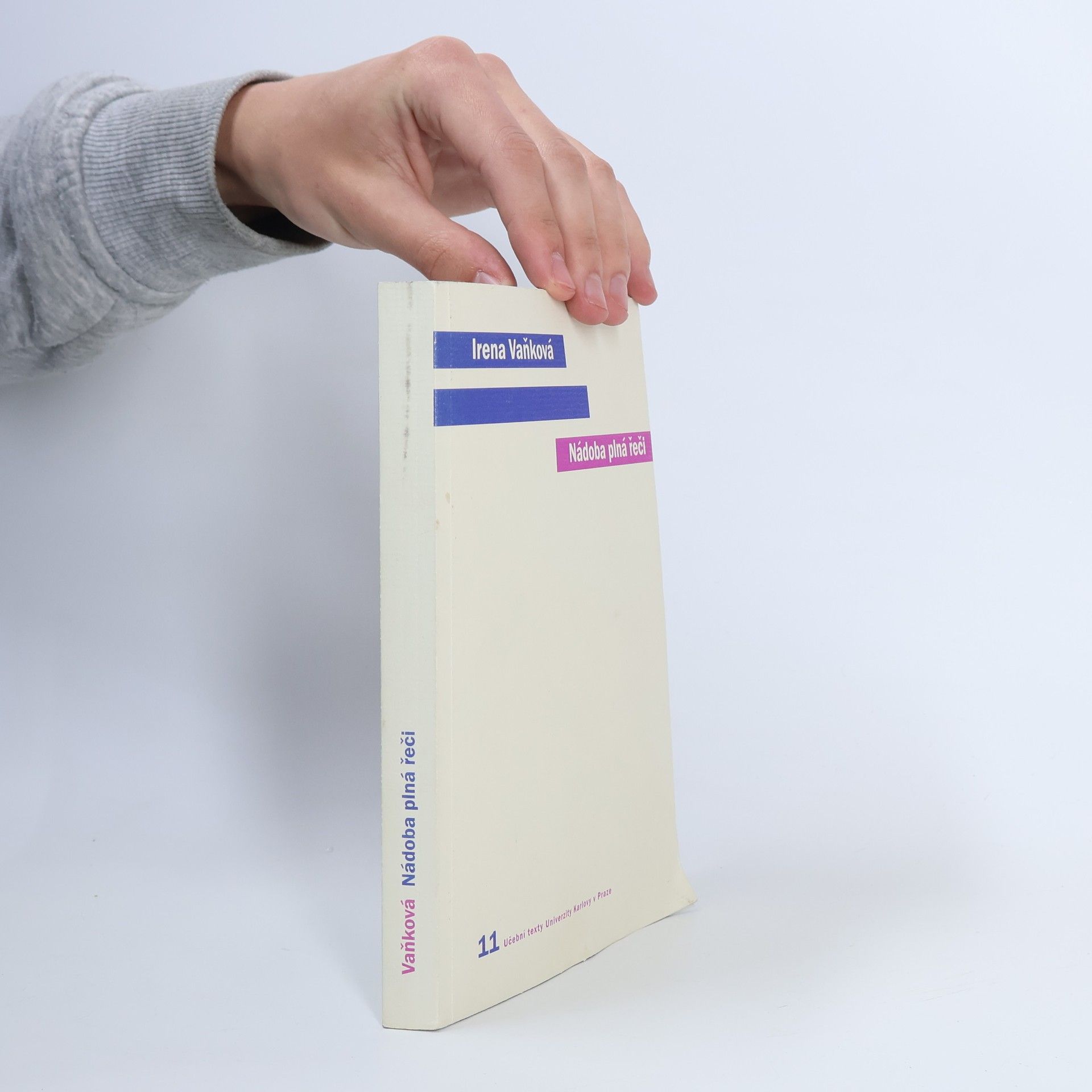 Irena Vaňková Nádoba plná řeči