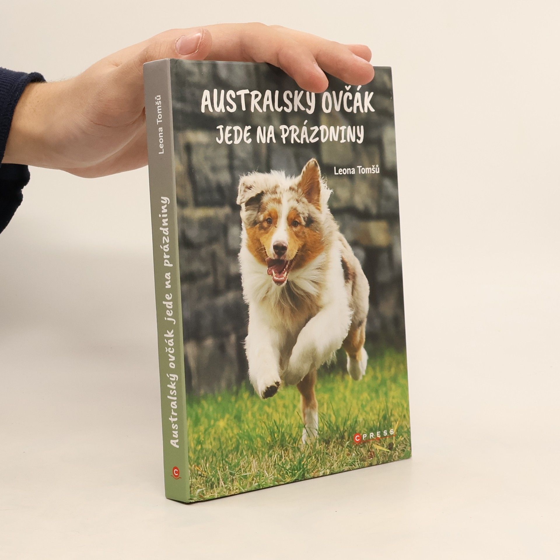 Leona Tomšů Australský ovčák jede na prázdniny