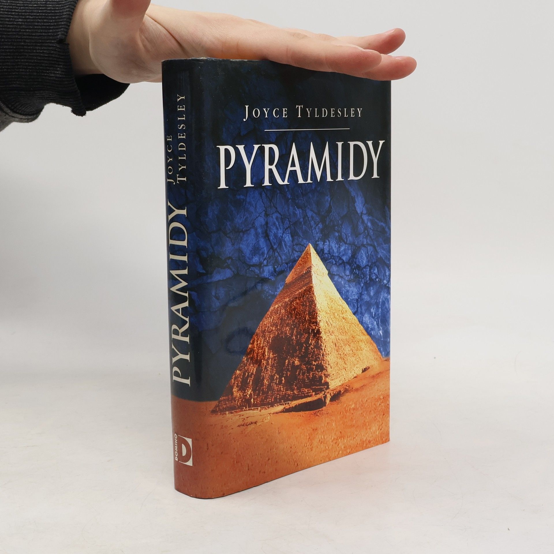 Pyramidy