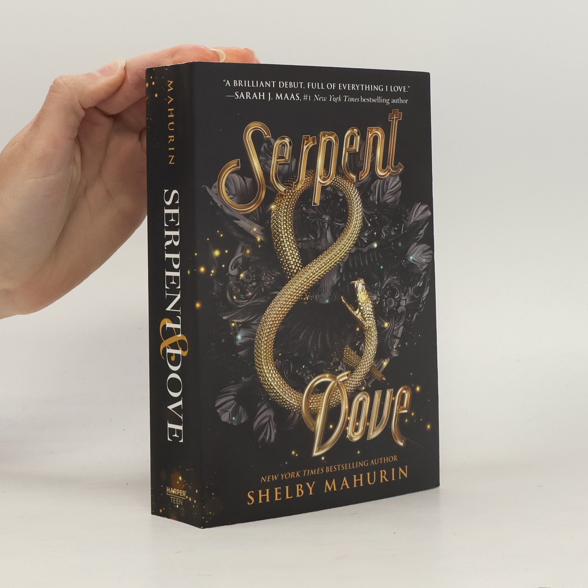 Shelby Mahurin Serpent & Dove