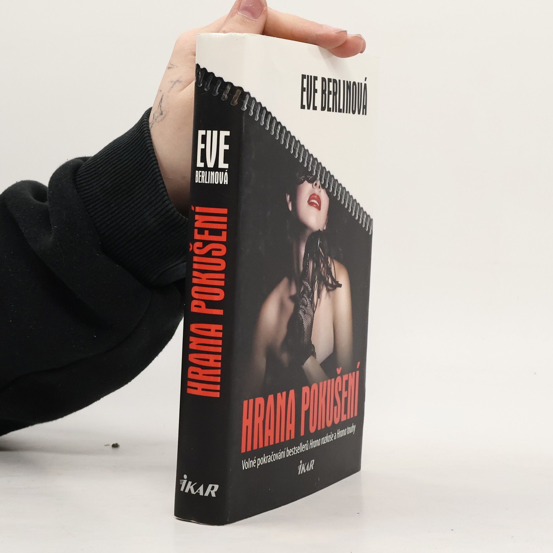 Eve Berlin Hrana pokušení