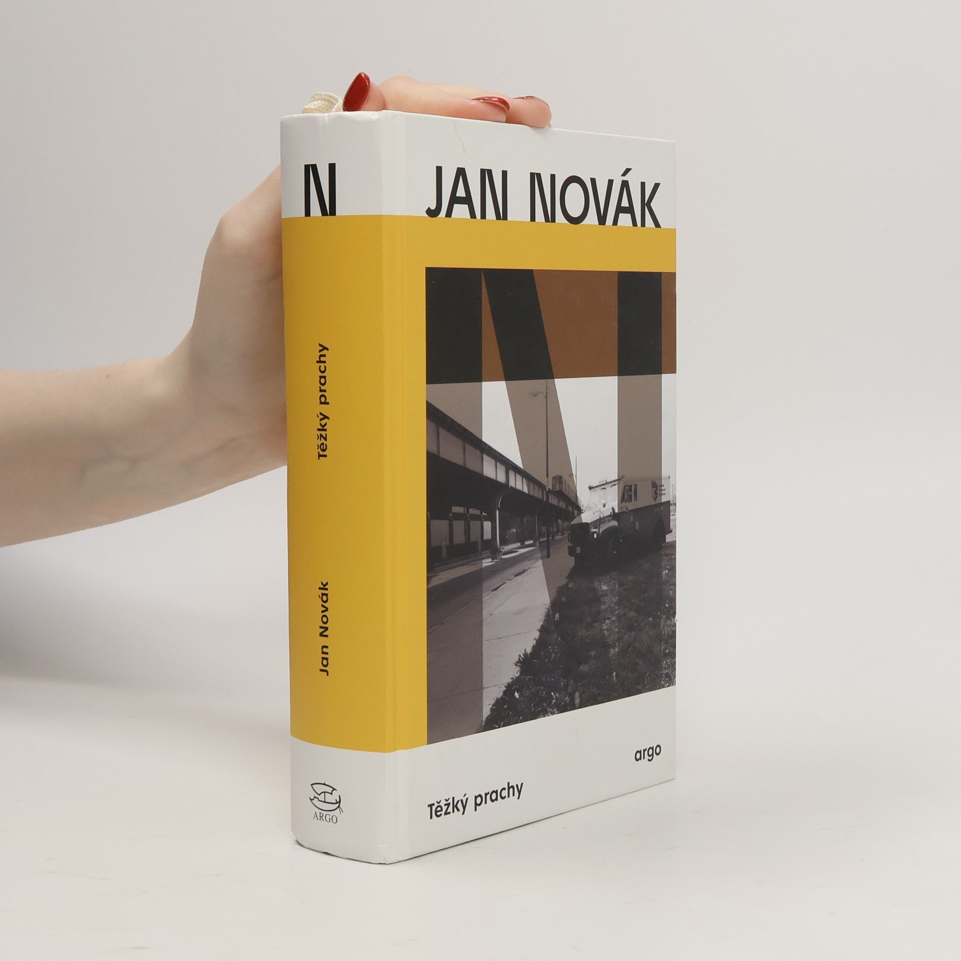 Jan Novák Těžký prachy