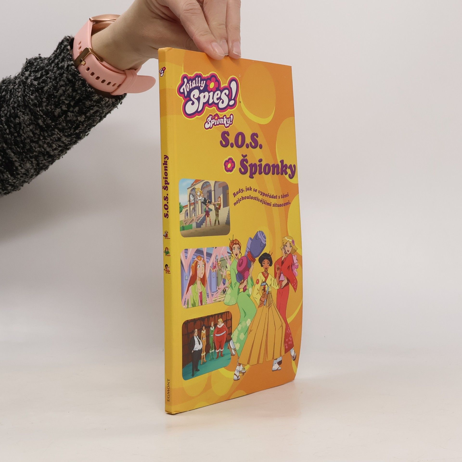 Klára Nettlová S.O.S. Špionky. Rady, jak se vypořádat s těmi nejchoulostivějšími situacemi
