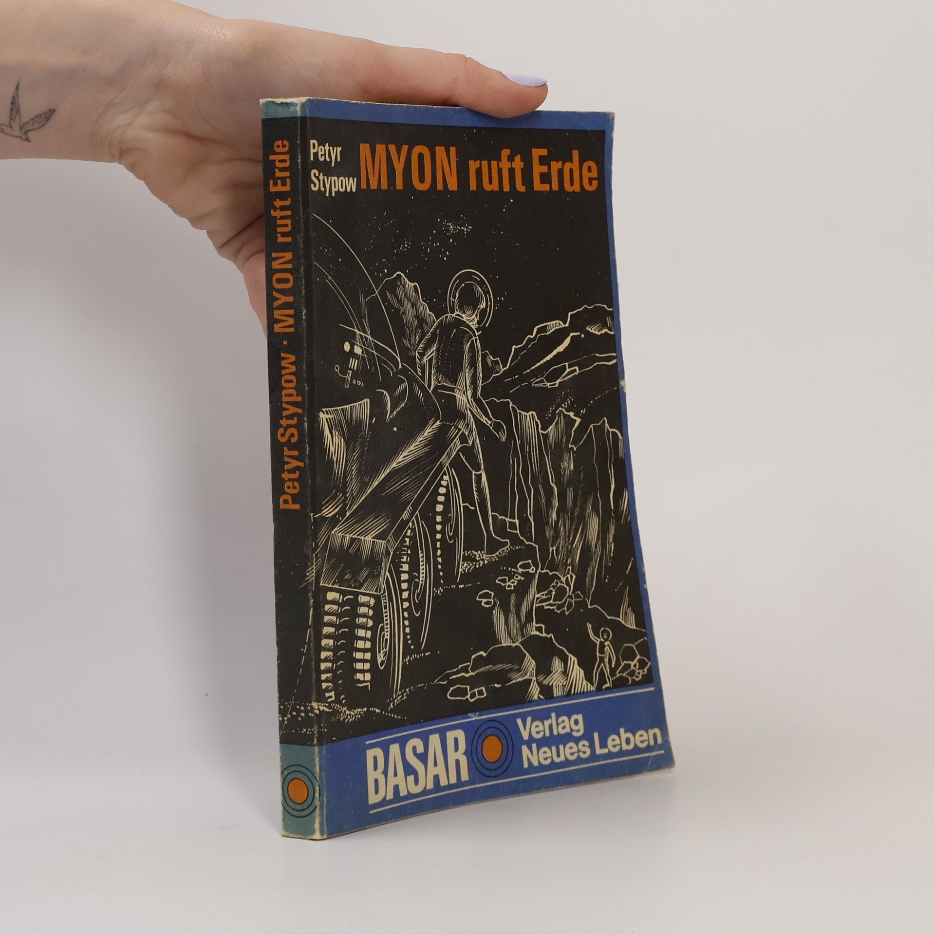 Petyr Stypow Myon ruft Erde