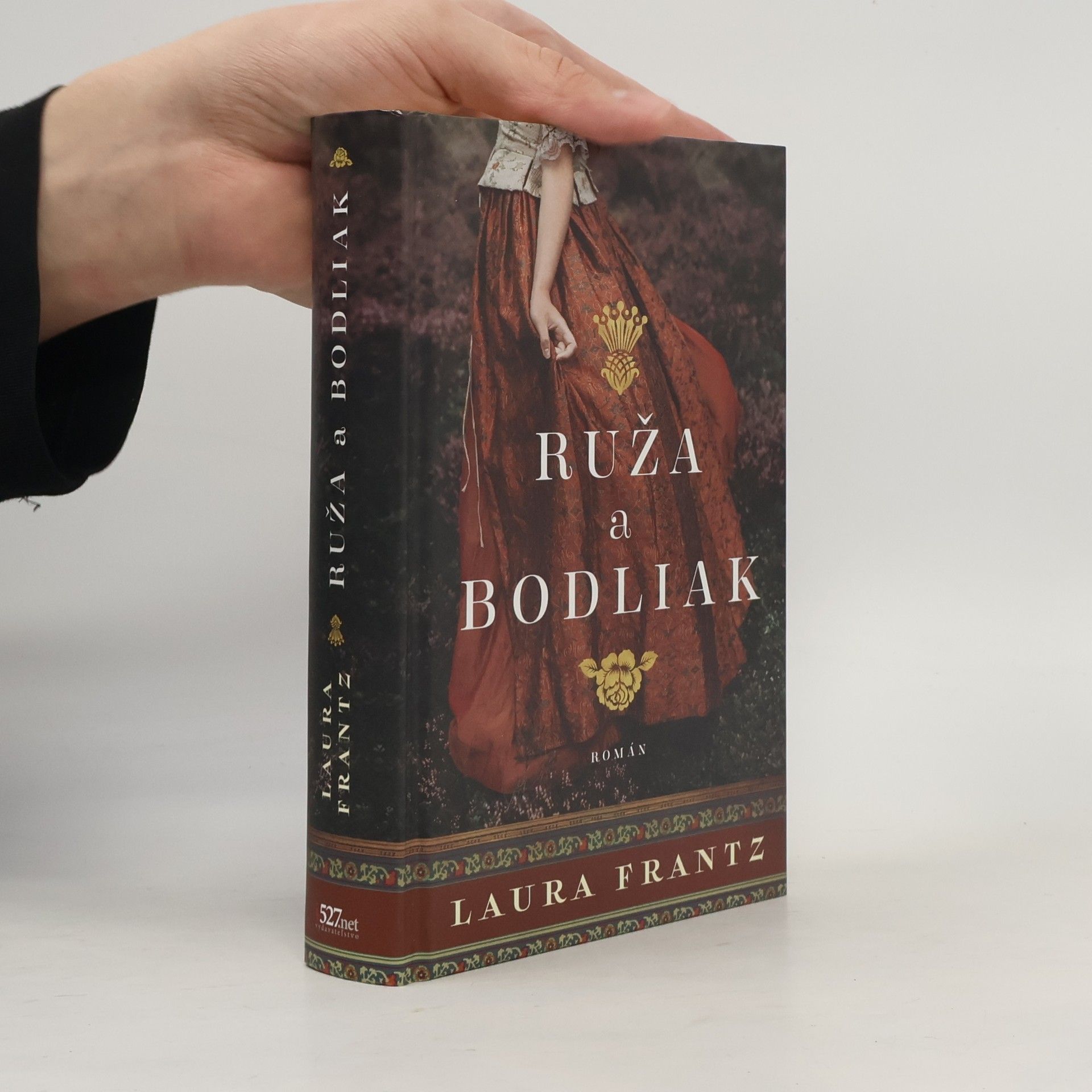 Laura Frantz Ruža a bodliak