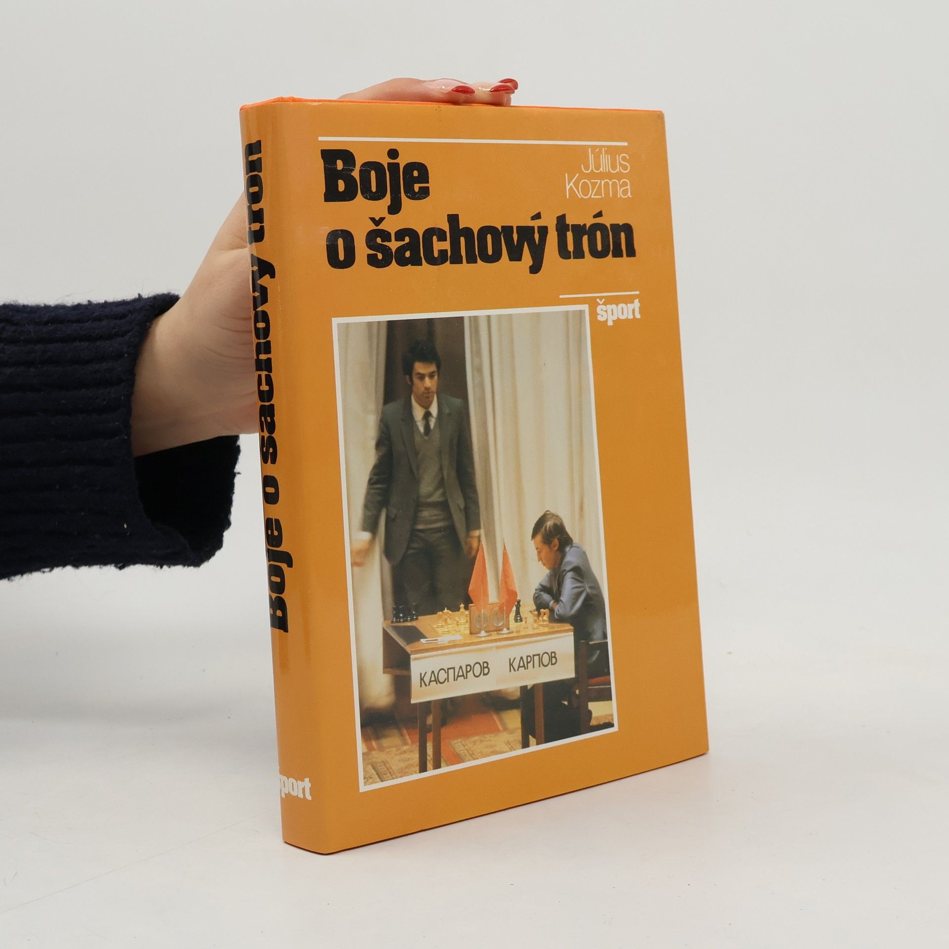 Július Kozma Boje o šachový trón