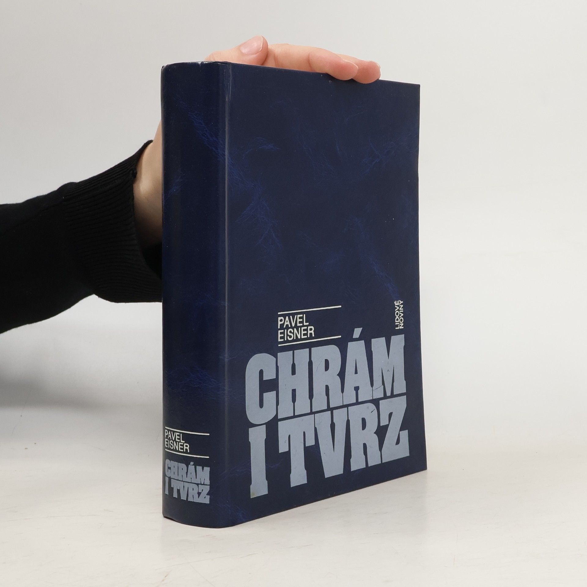 Pavel Eisner Chrám i tvrz. Kniha o češtině