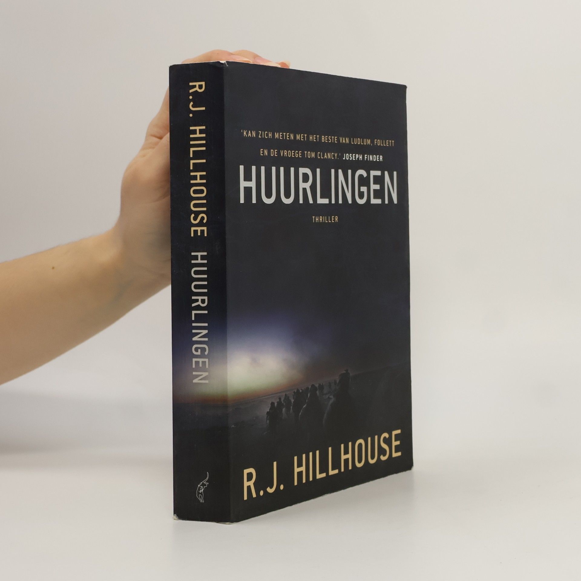 R.J. Hillhouse Huurlingen