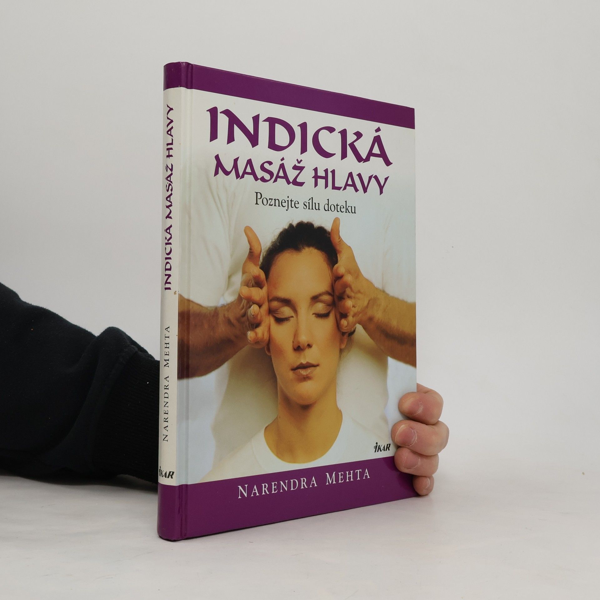 Indická masáž hlavy: Poznejte sílu doteku