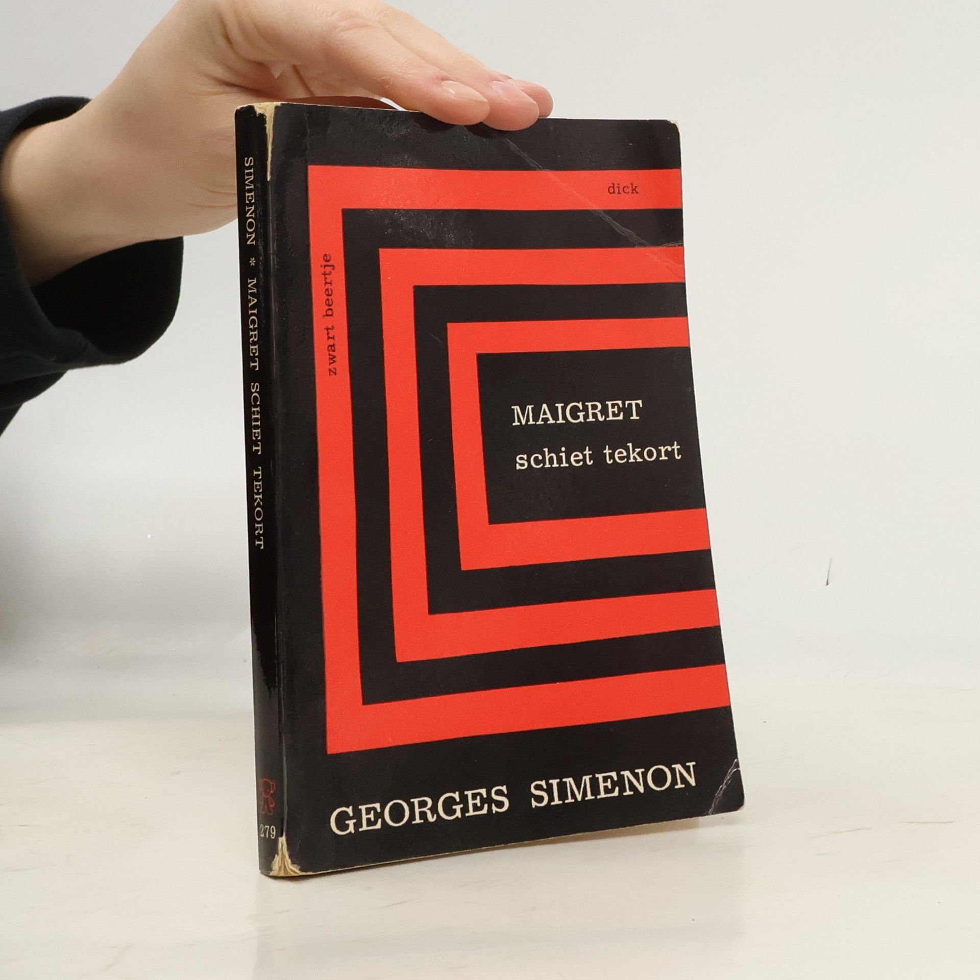 Georges Simenon Maigret Schiet Tekort
