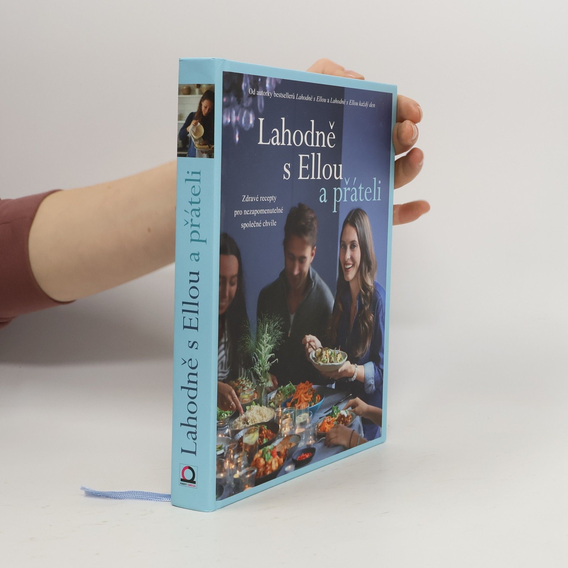 Ella Mills Lahodně s Ellou a přáteli