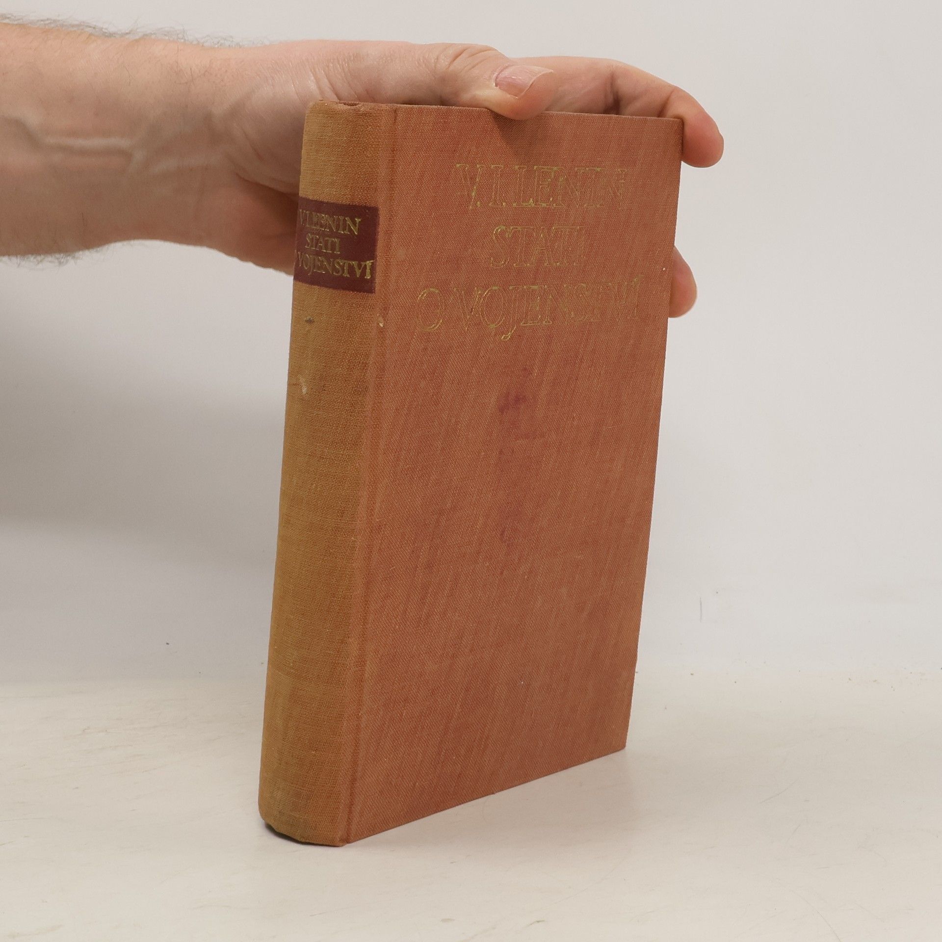 Vladimir Iljič Lenin Stati o vojenství