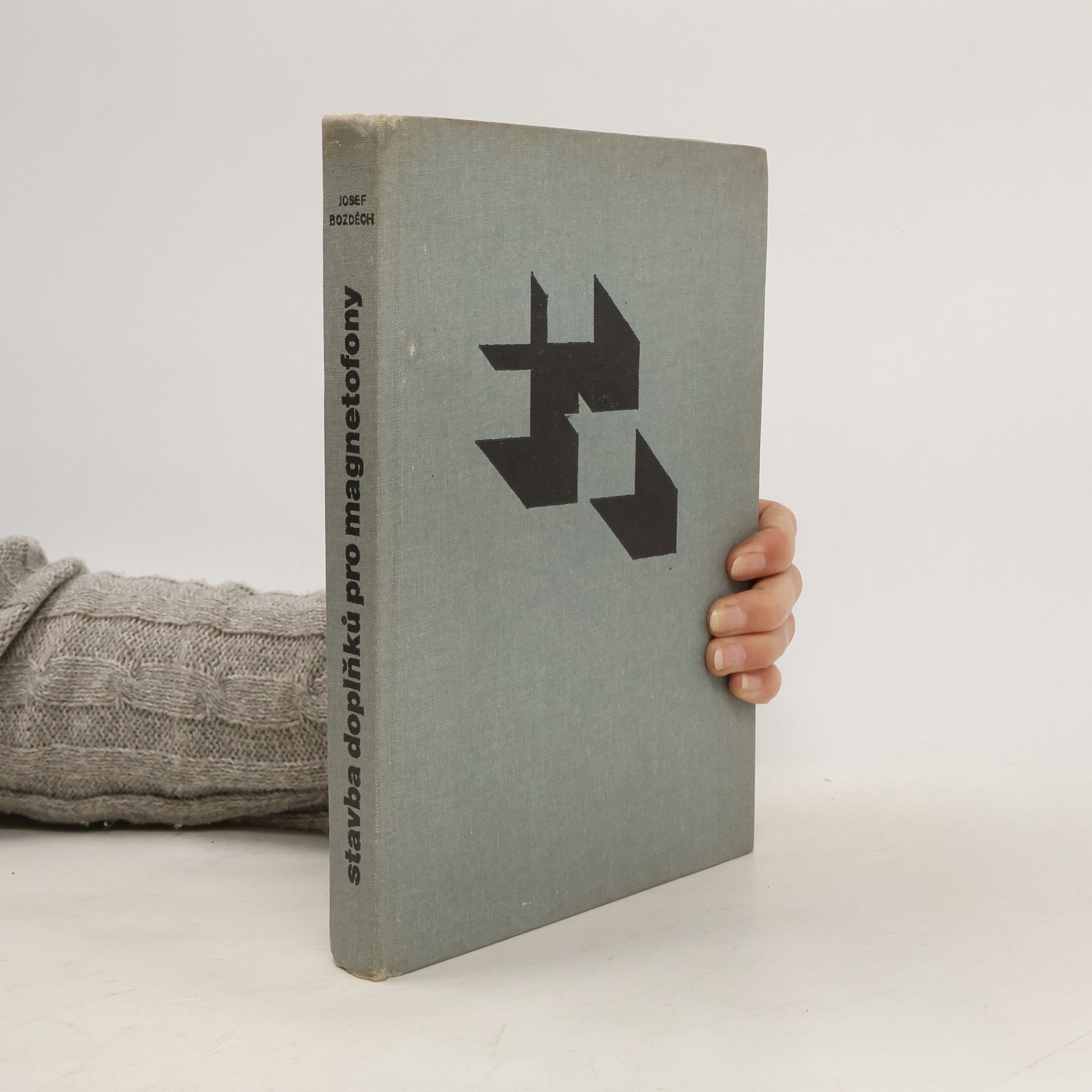 Josef Bozděch Stavba doplňků pro magnetofony