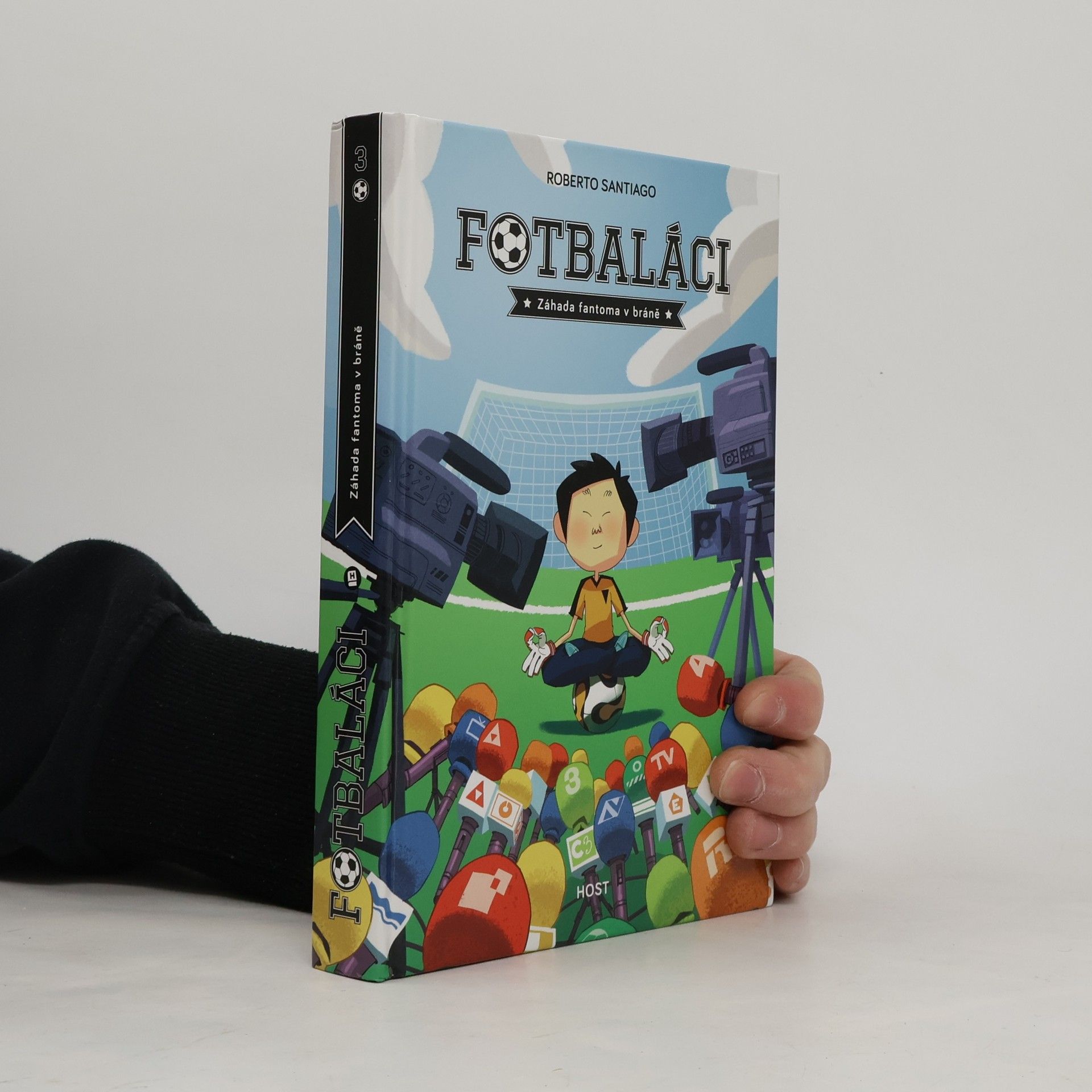 Roberto Santiago Fotbaláci 3. Záhada fantoma v bráně