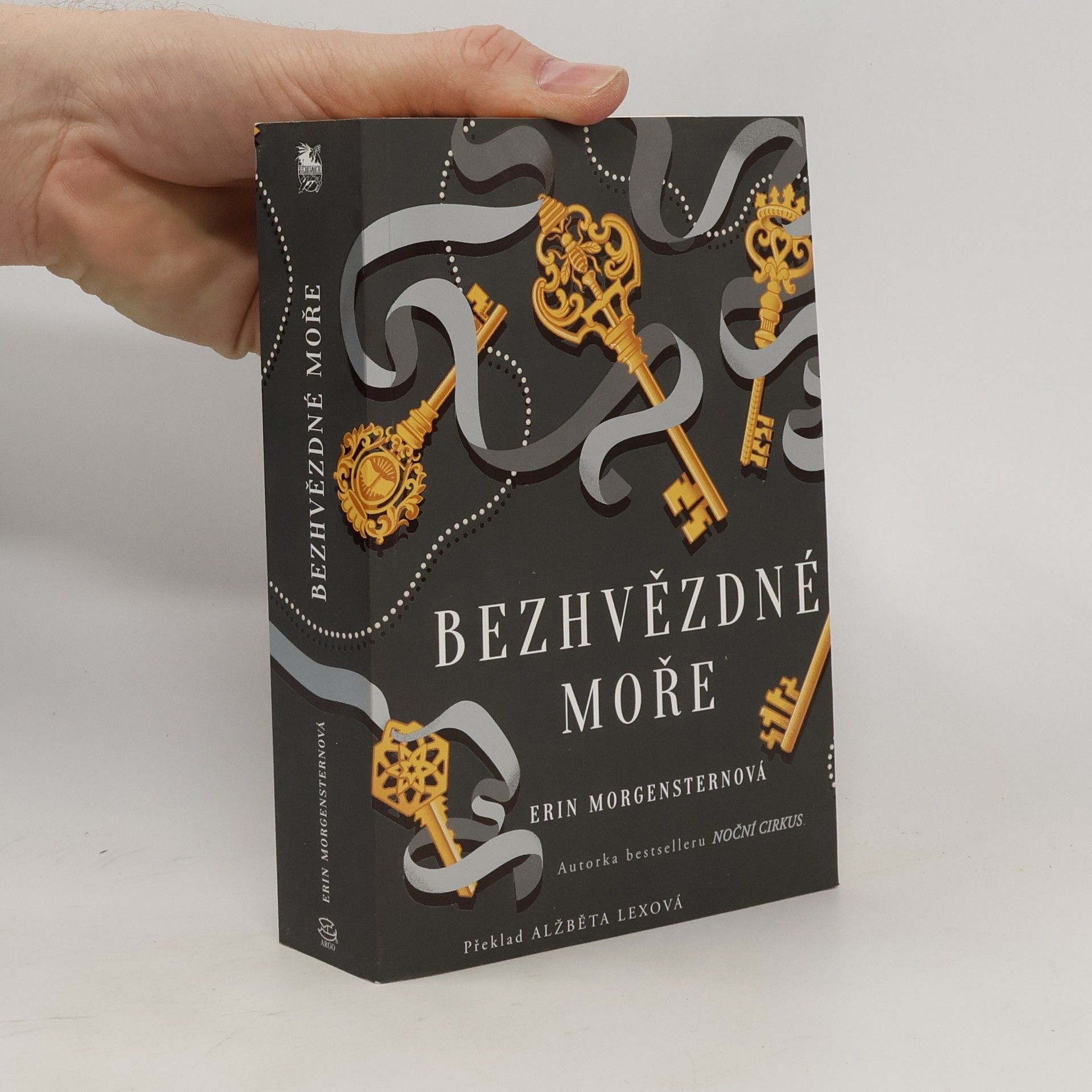 Erin Morgenstern Bezhvězdné moře