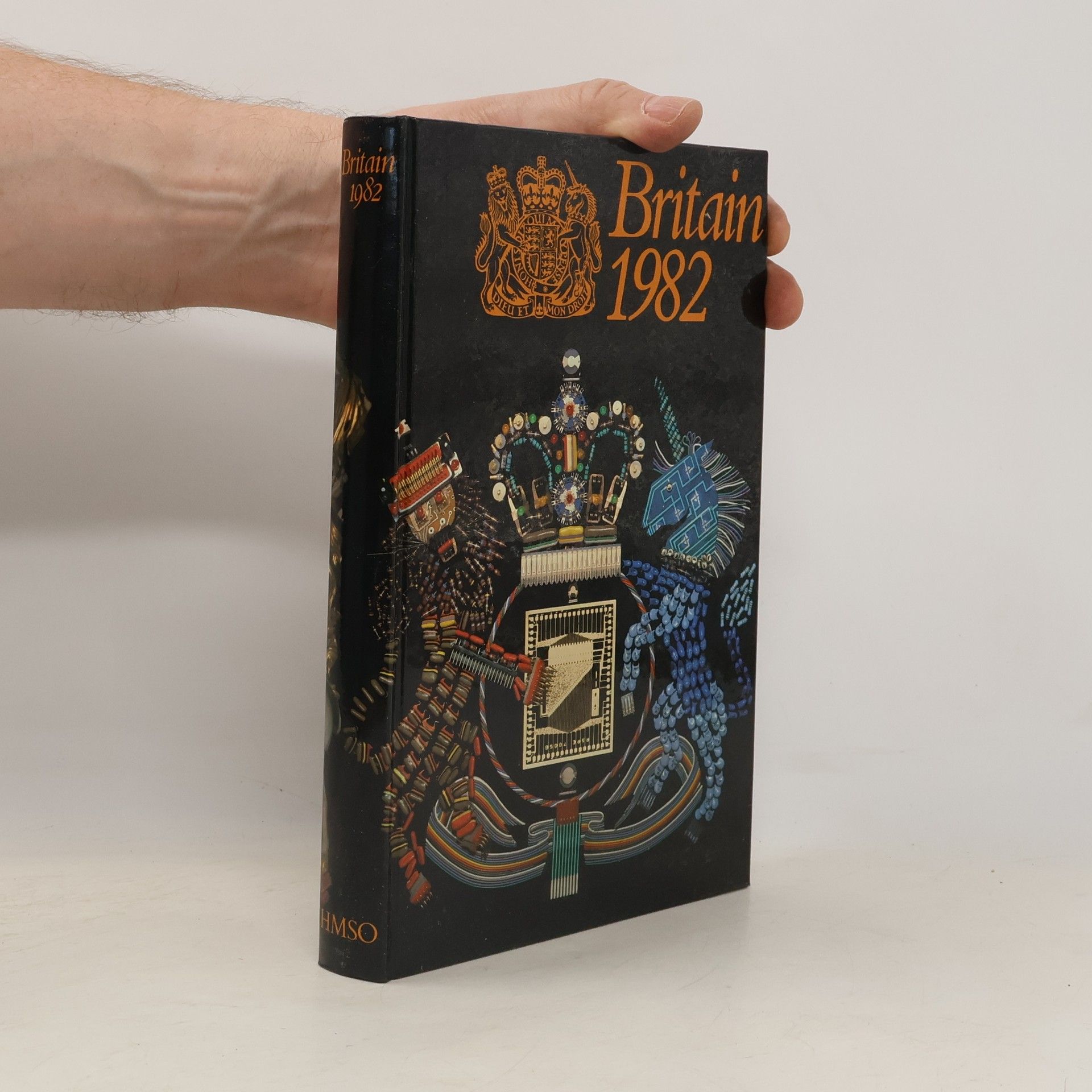 Great Britain. Central Office of Information. Publishing Services Britain - 1982: An Official Handbook