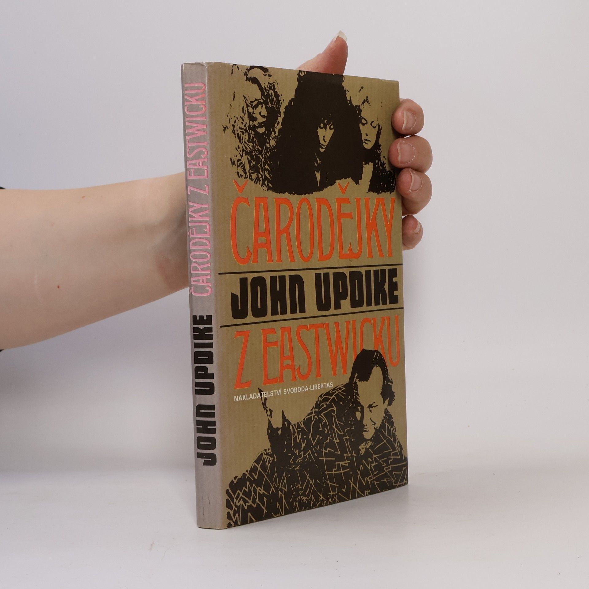 John Updike Čarodějky z Eastwicku