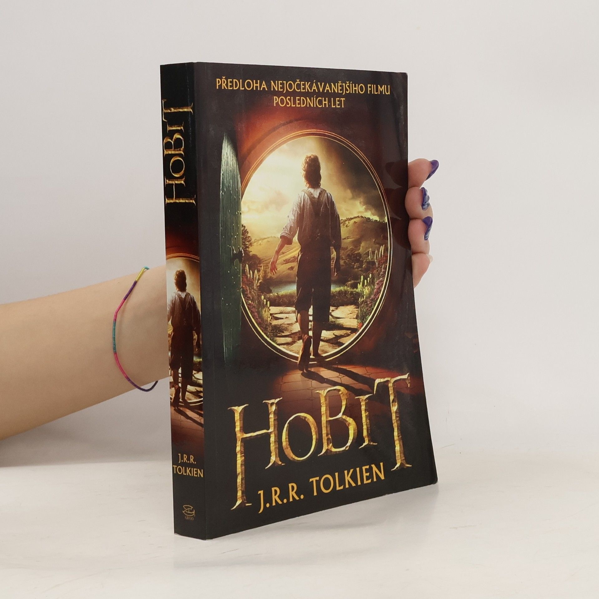 J. R. R. Tolkien Hobit, aneb, Cesta tam a zase zpátky